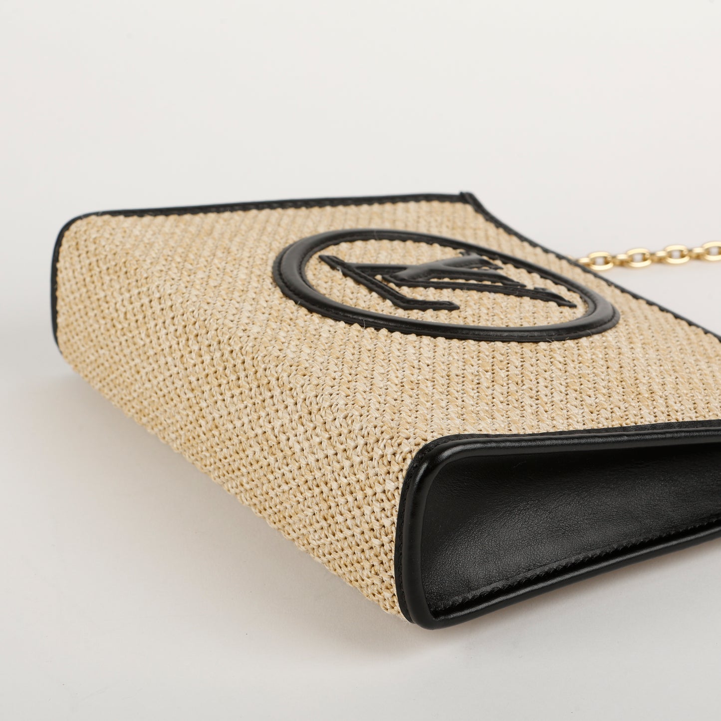 Toiletry On Chain 26, Black Raffia