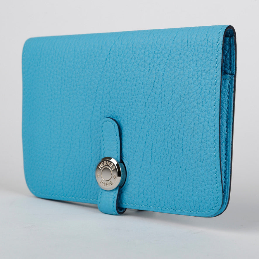 Compact Dogon Wallet Celeste Blue Clemence