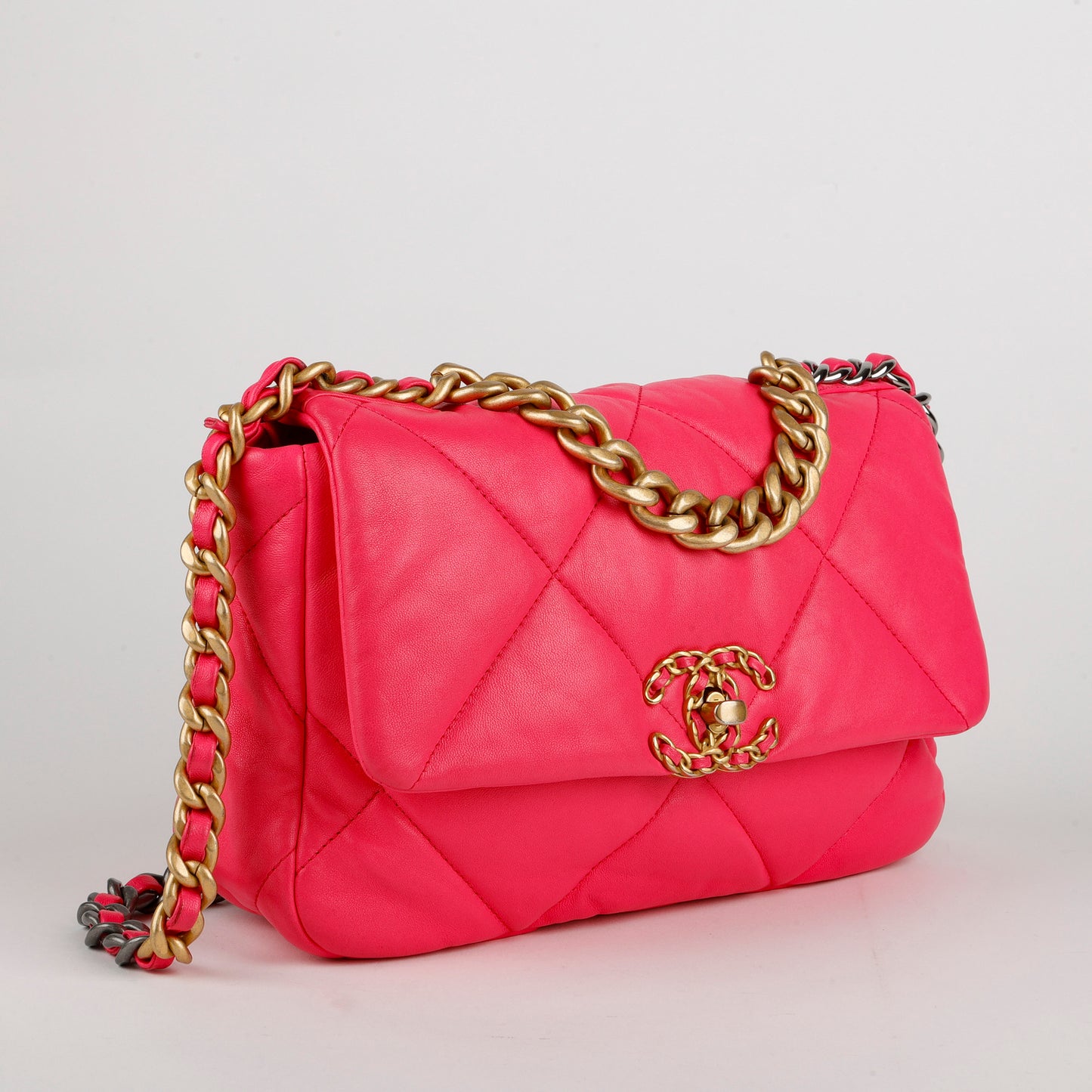Small 19, Hot Pink Lambskin
