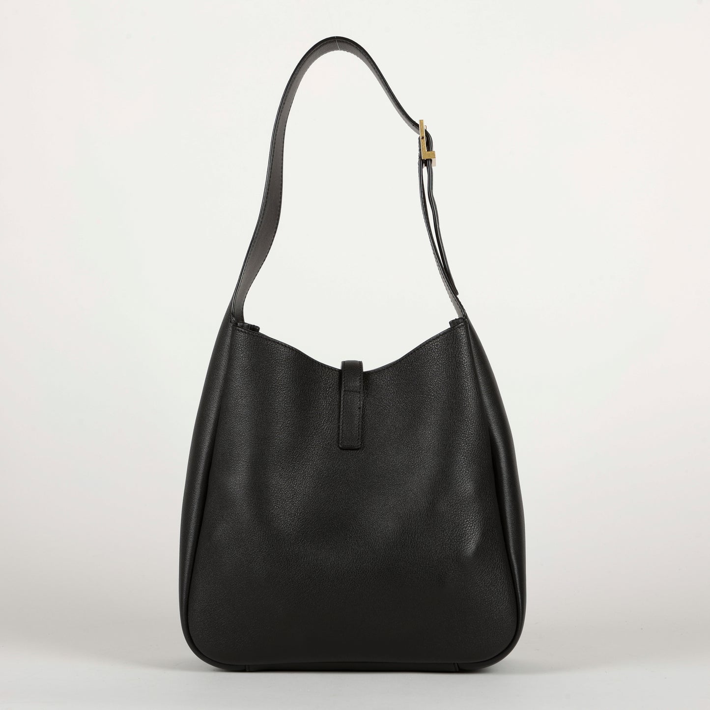 Small LE 5 à 7 Hobo, Black Grained Leather