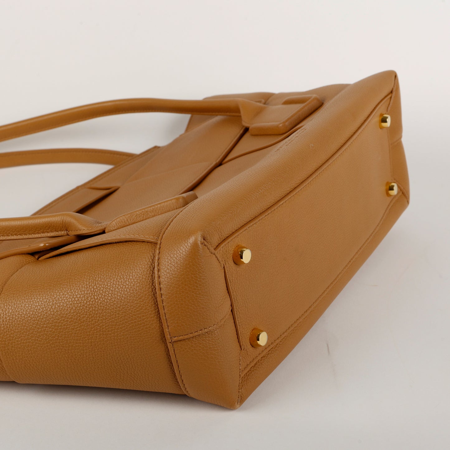 French Calfskin Maxi Intrecciato Arco, Caramel 11223
