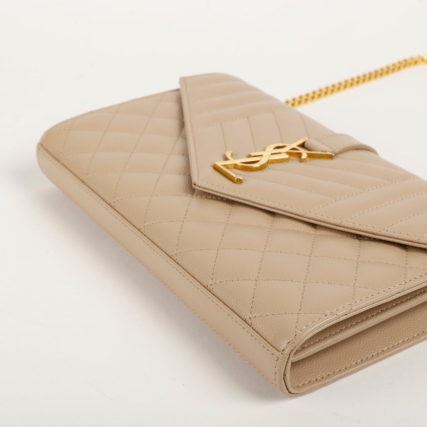 Envelope Wallet On Chain, Beige Grain de Poudre 10766