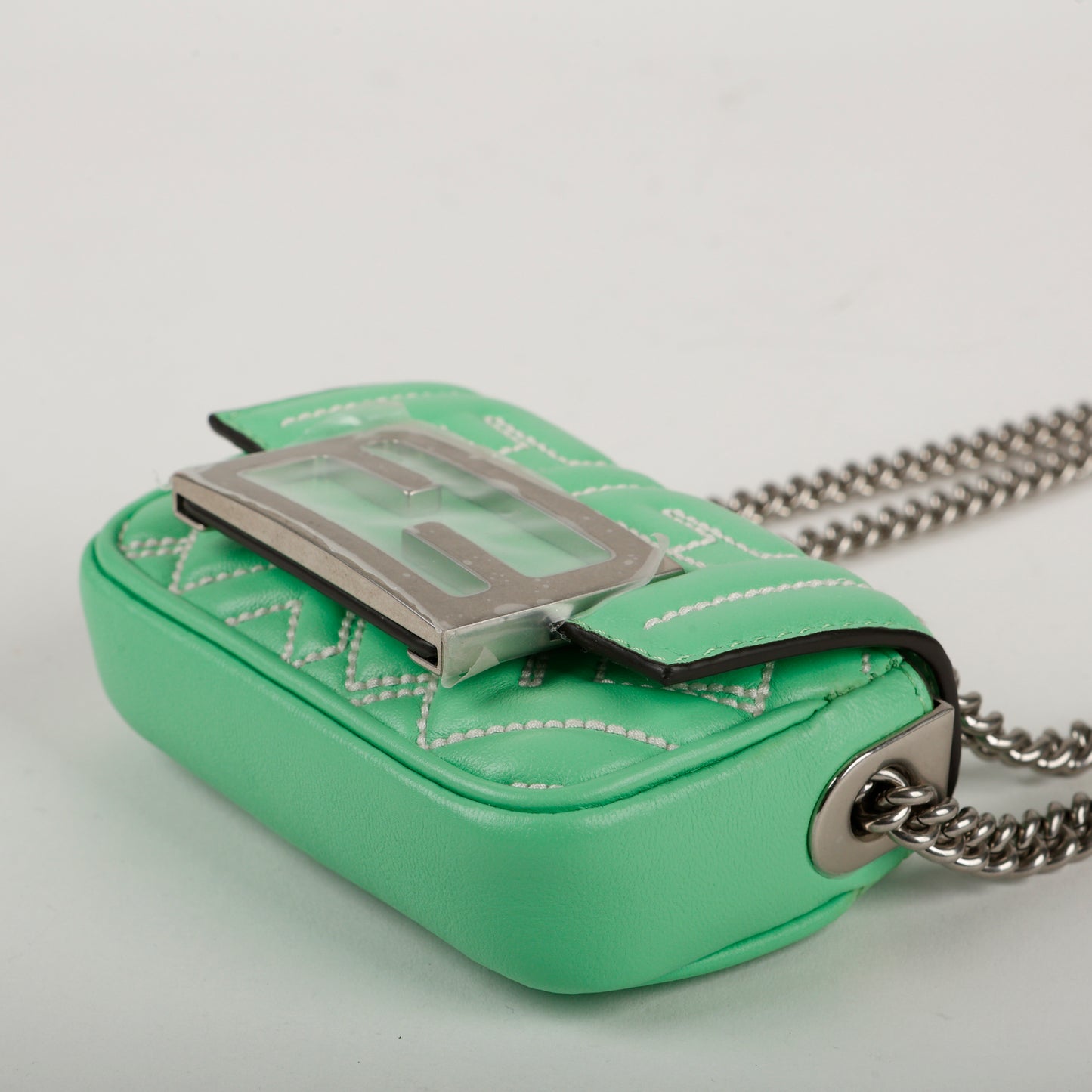 Bauguette Card Holder On Chain, Edamame 11001