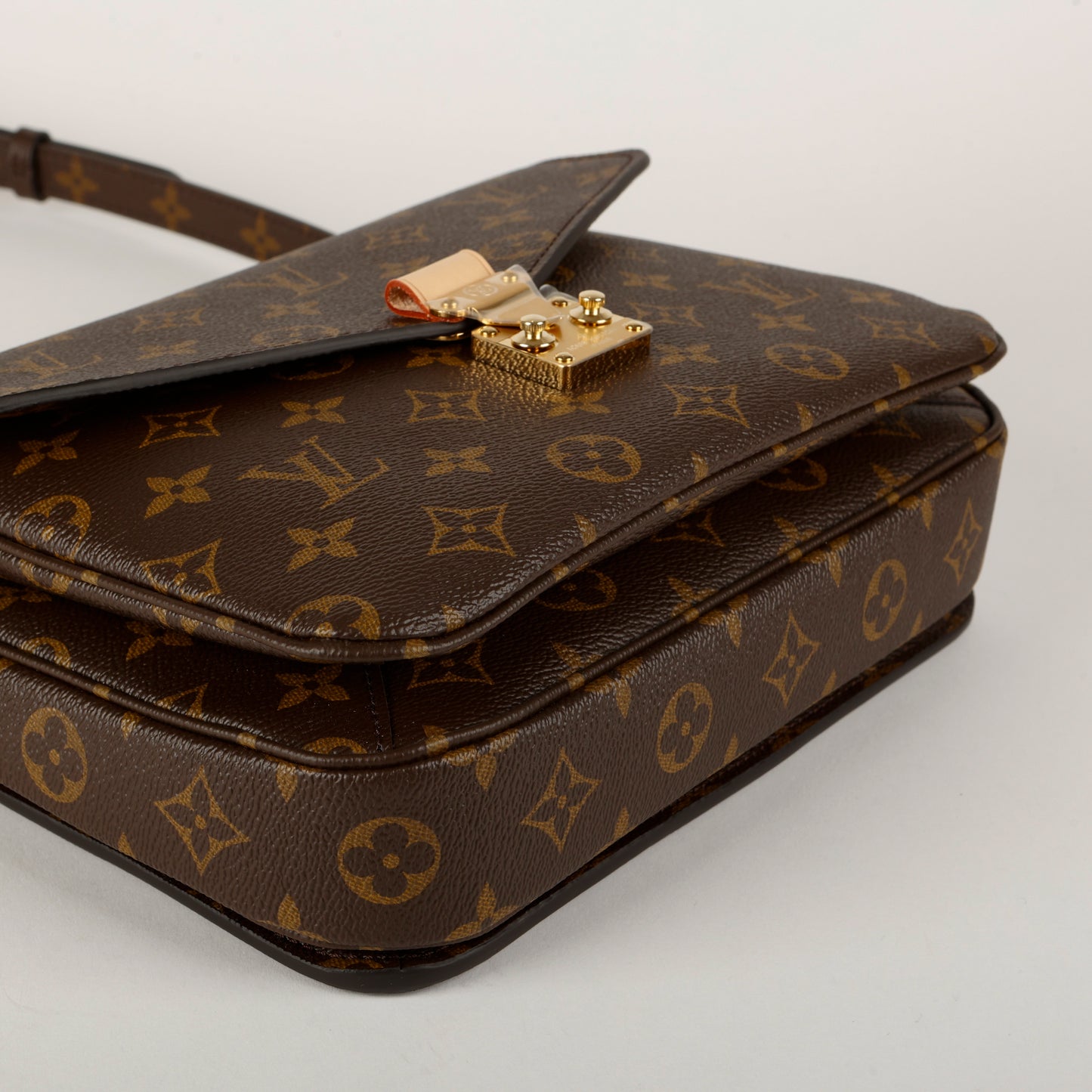 Pochette Metis, Monogram