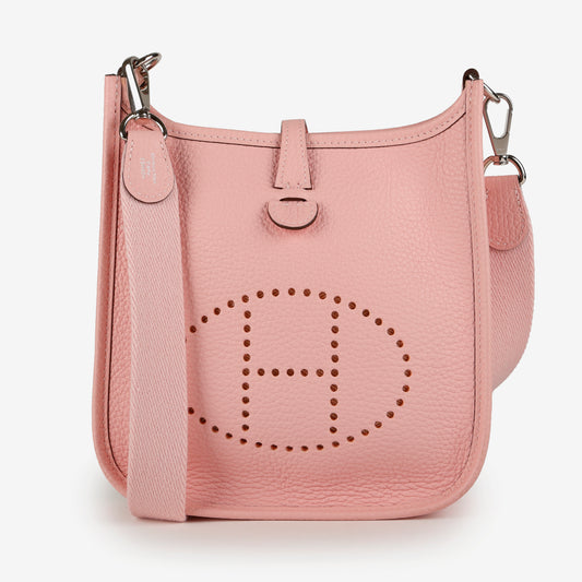 Evelyne TPM, Rose Sakura Clemence