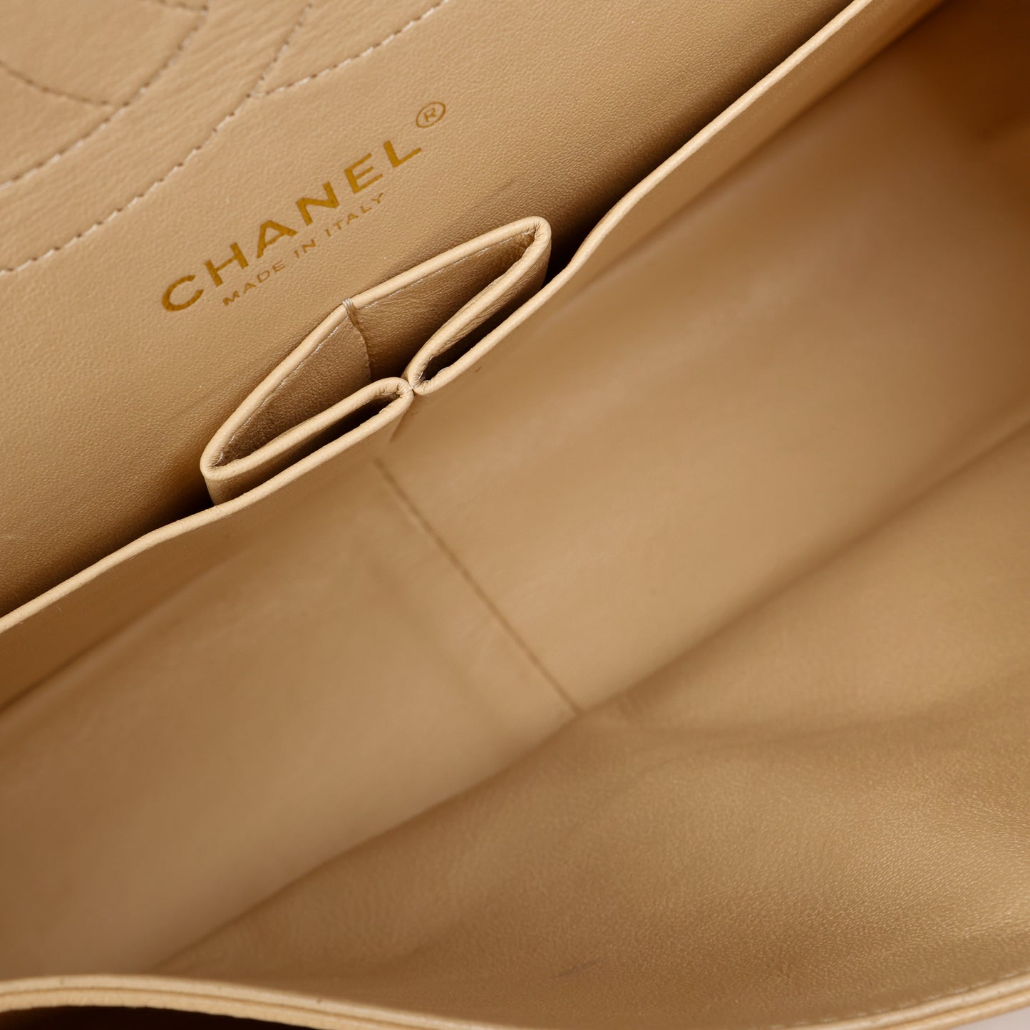 Caviar Jumbo Double Flap, Beige Claire GHW