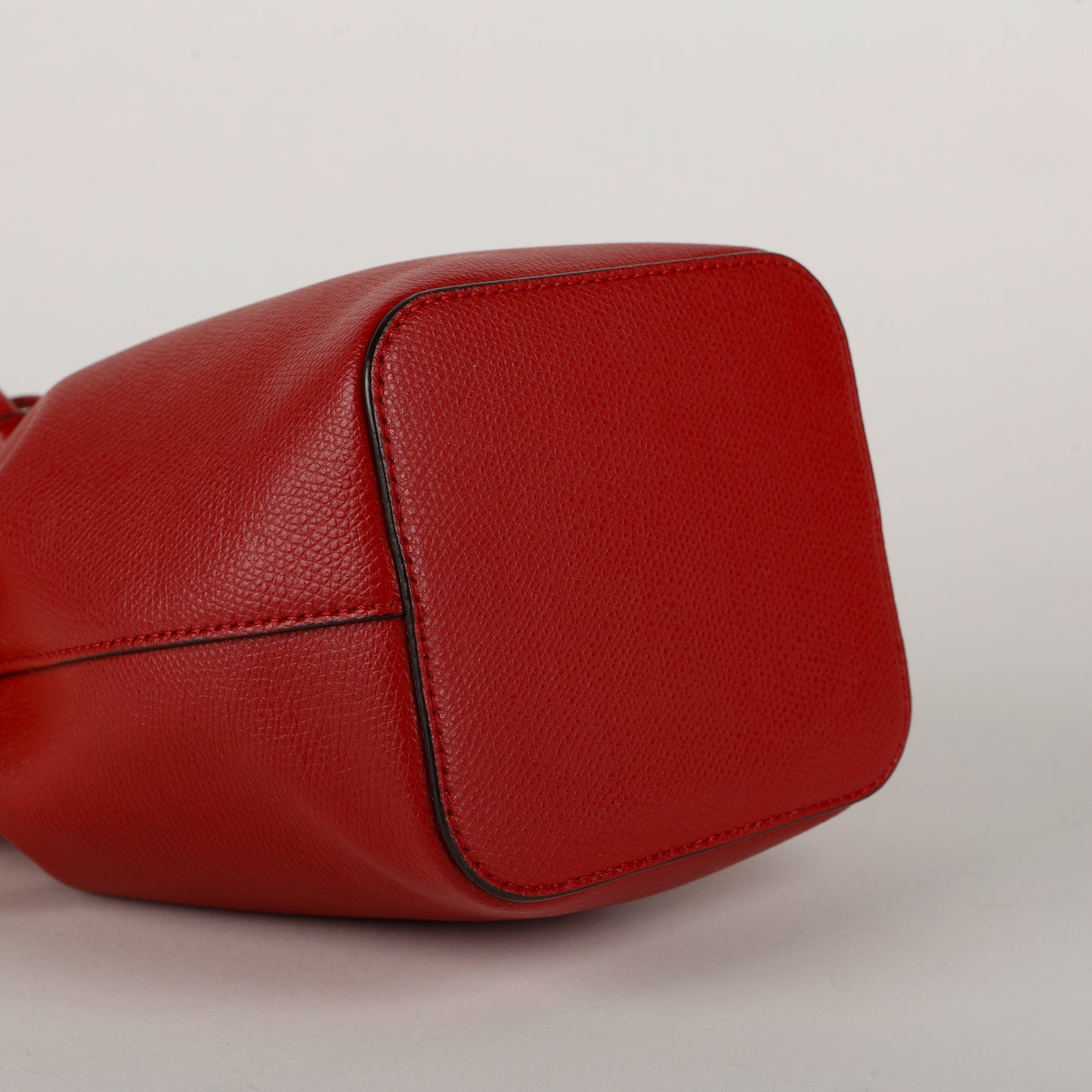 Mini Mon Tresor Bucket Bag, Fragola