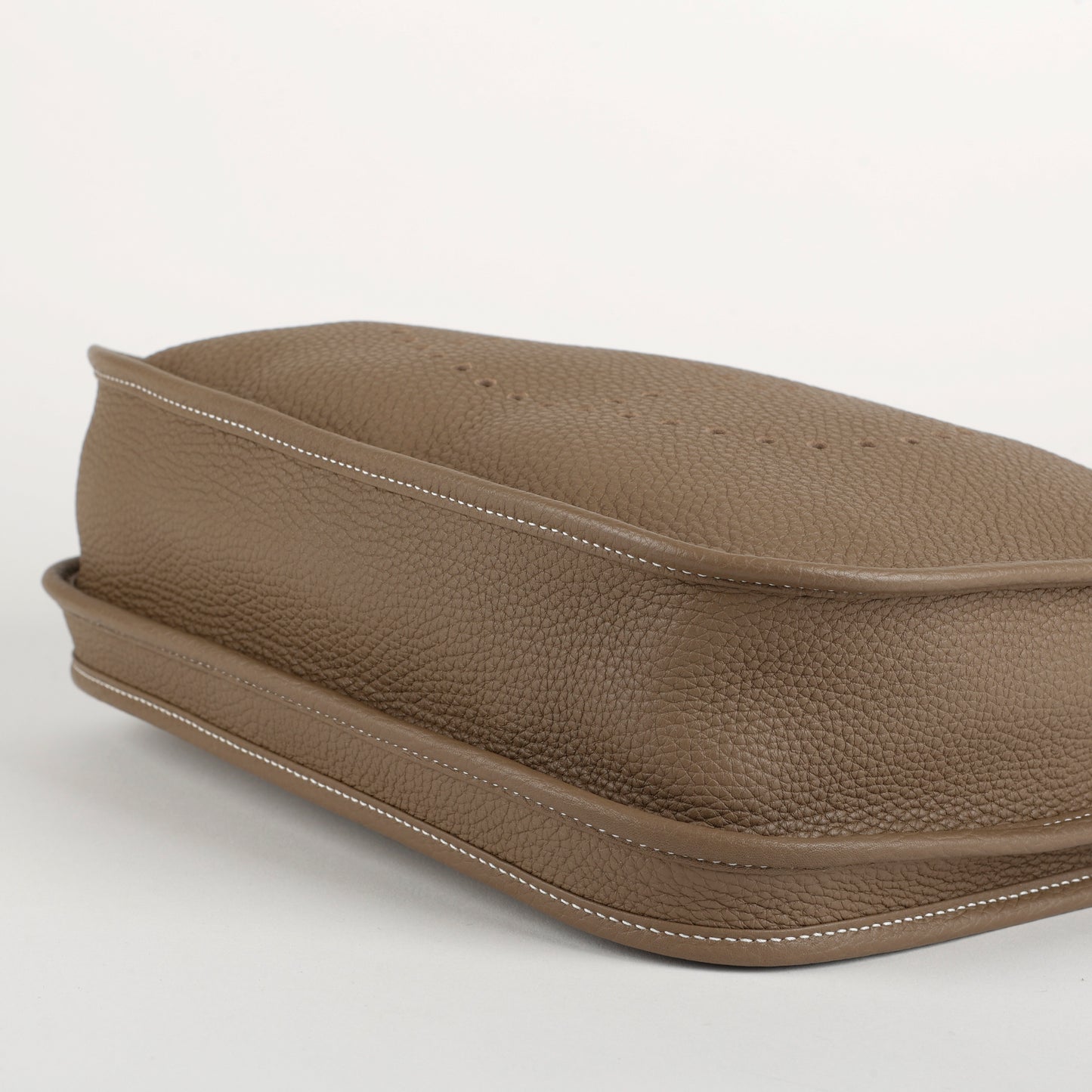 Evelyne PM III, Etoupe Clemence Palladium Hardware