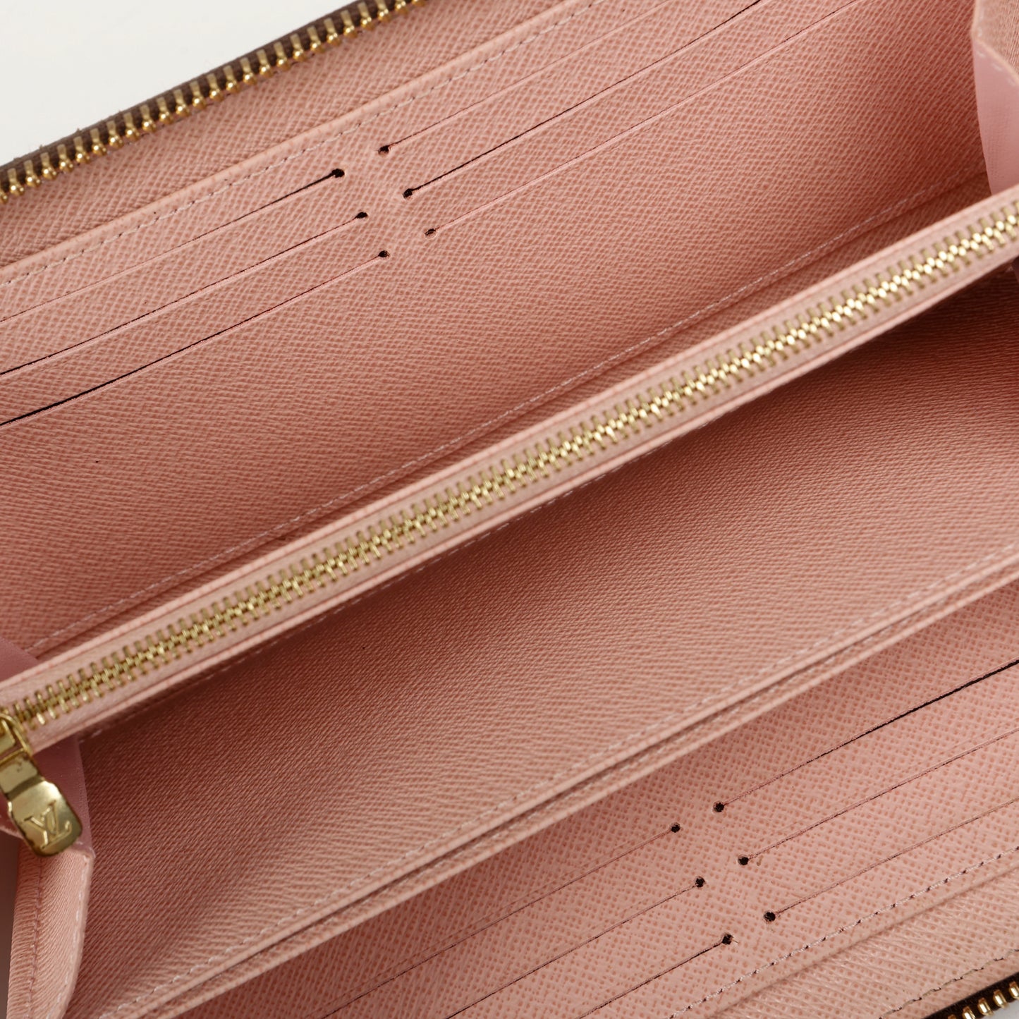 Zippy Wallet, Damier Ebene Rose Ballerine