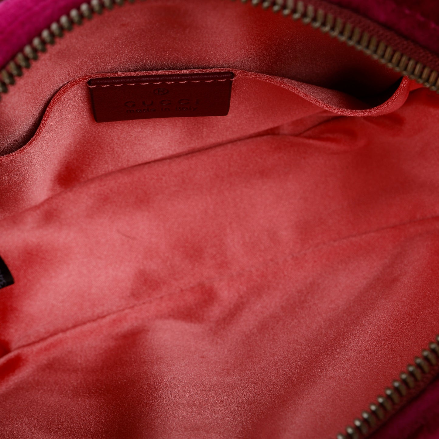 GG Marmont Belt Bag, Fuchsia Velvet 11568