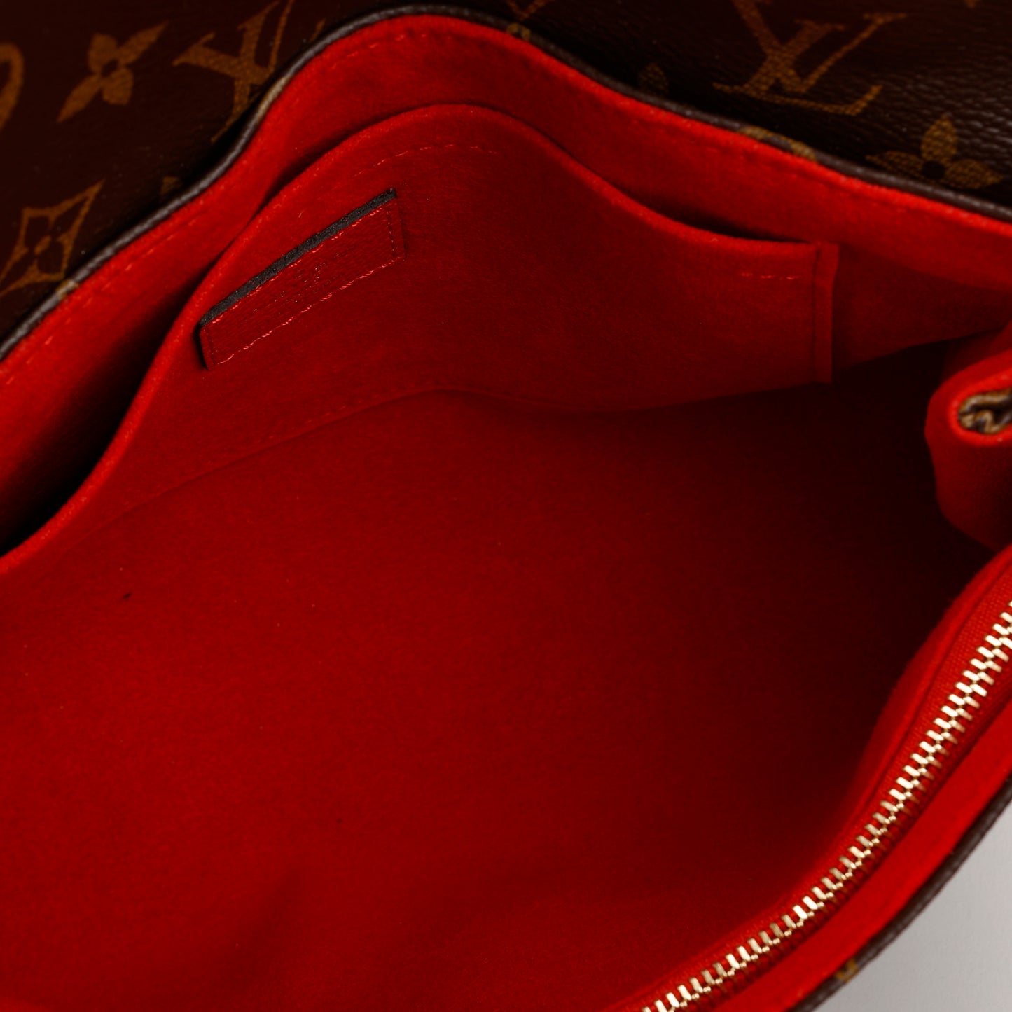 Saint Placide, Monogram Red
