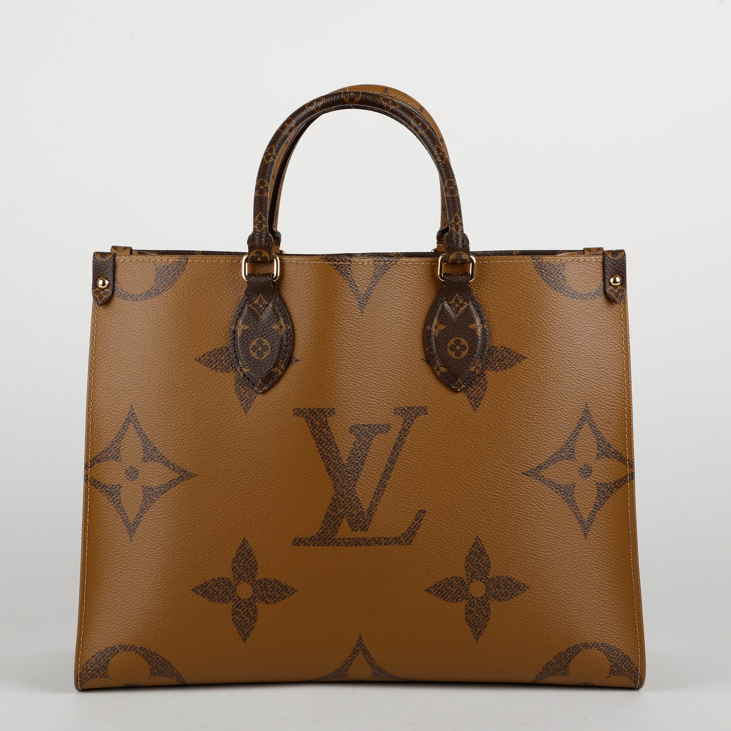 OnTheGo MM, Giant Reverse Monogram 11784