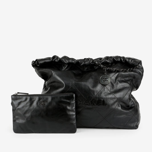 Medium 22, So Black Lambskin 11798