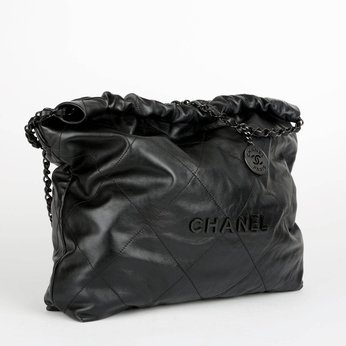 Medium 22, So Black Lambskin 11798