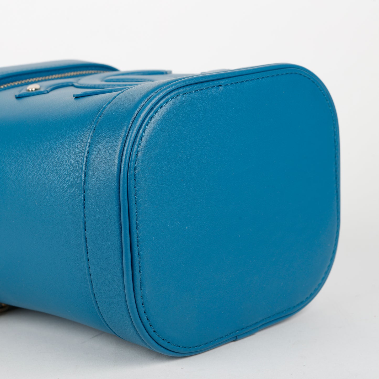 Timeless Vanity On Chain, Blue Lambskin Gold Hardware