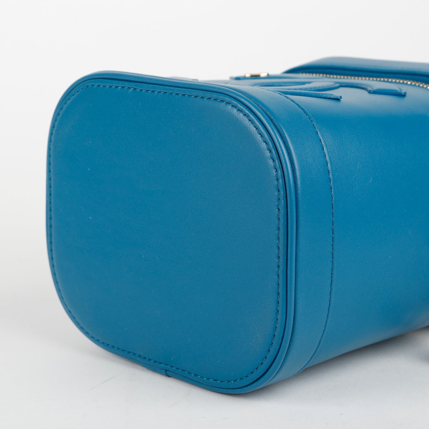 Timeless Vanity On Chain, Blue Lambskin Gold Hardware