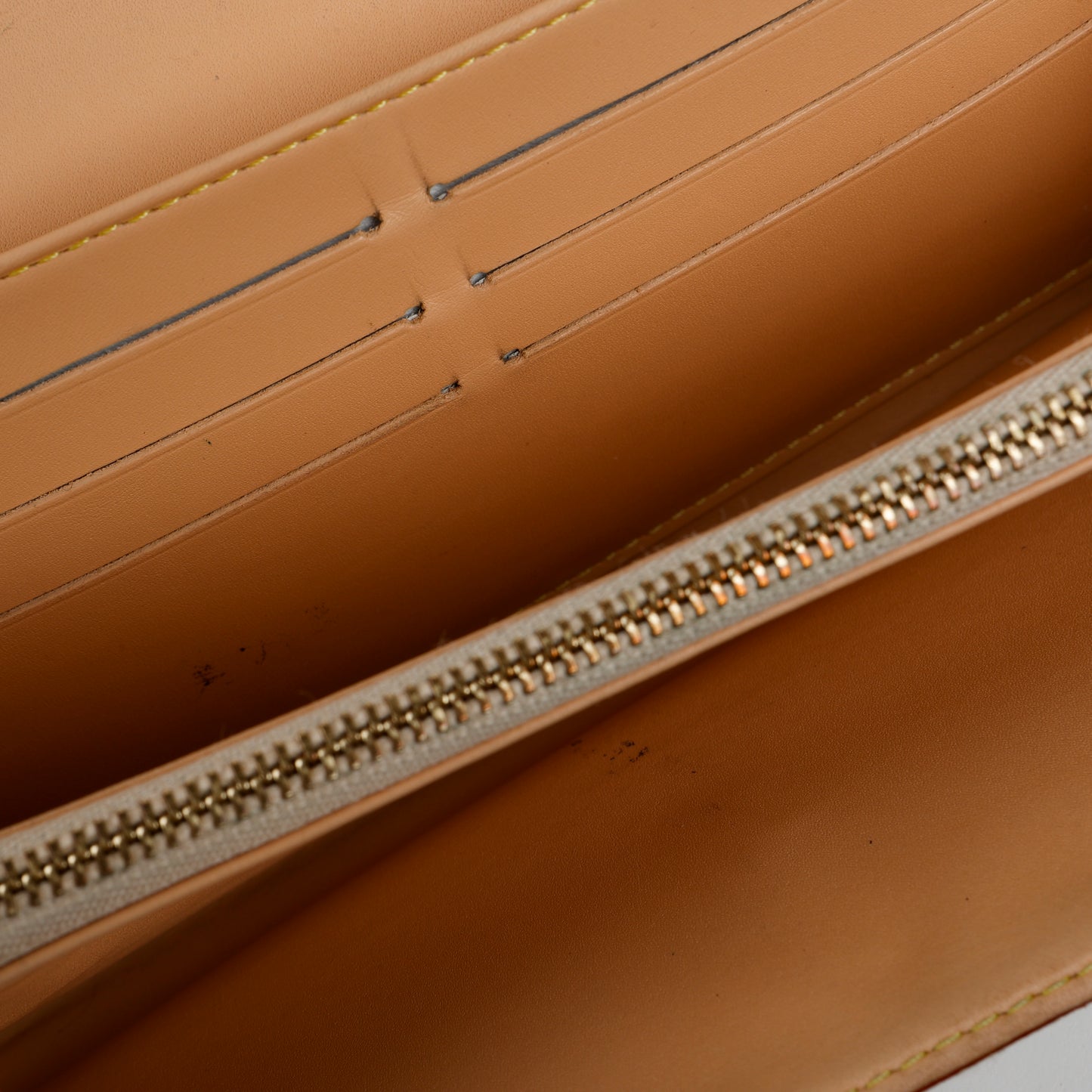 Sarah Wallet, White Multicolor