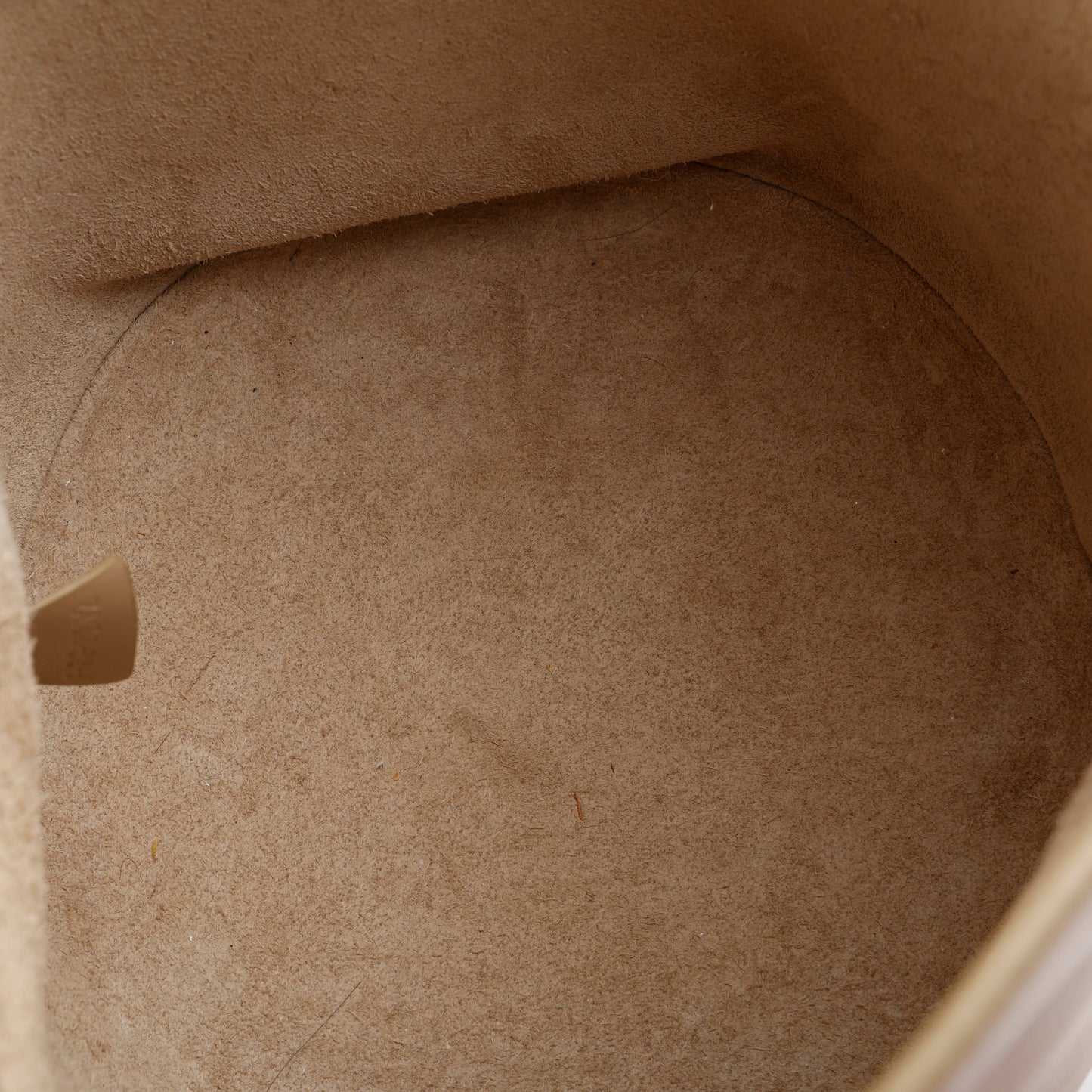 Teen Bucket 16, Beige Smooth Calfskin