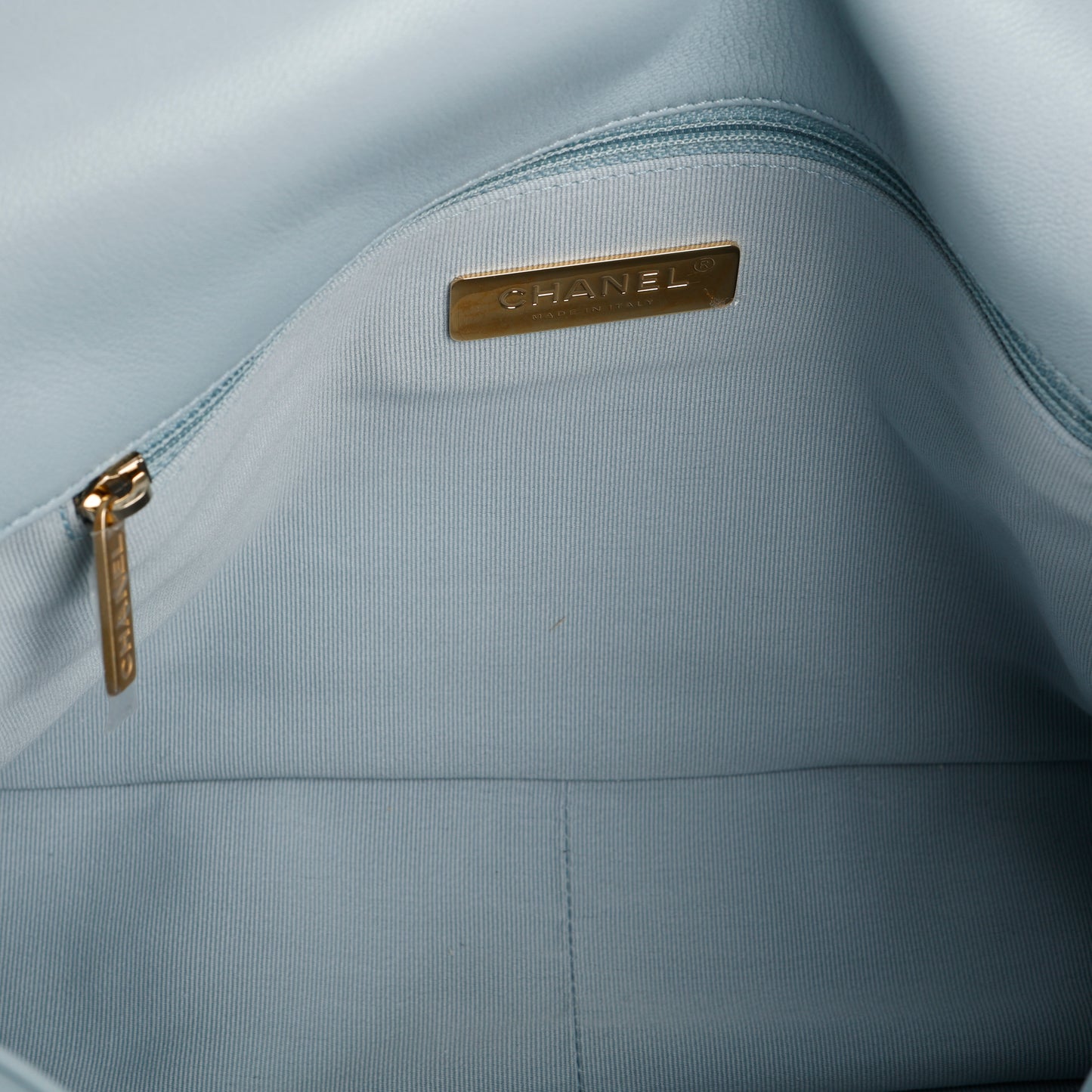 Large 19, Light Blue Lambskin