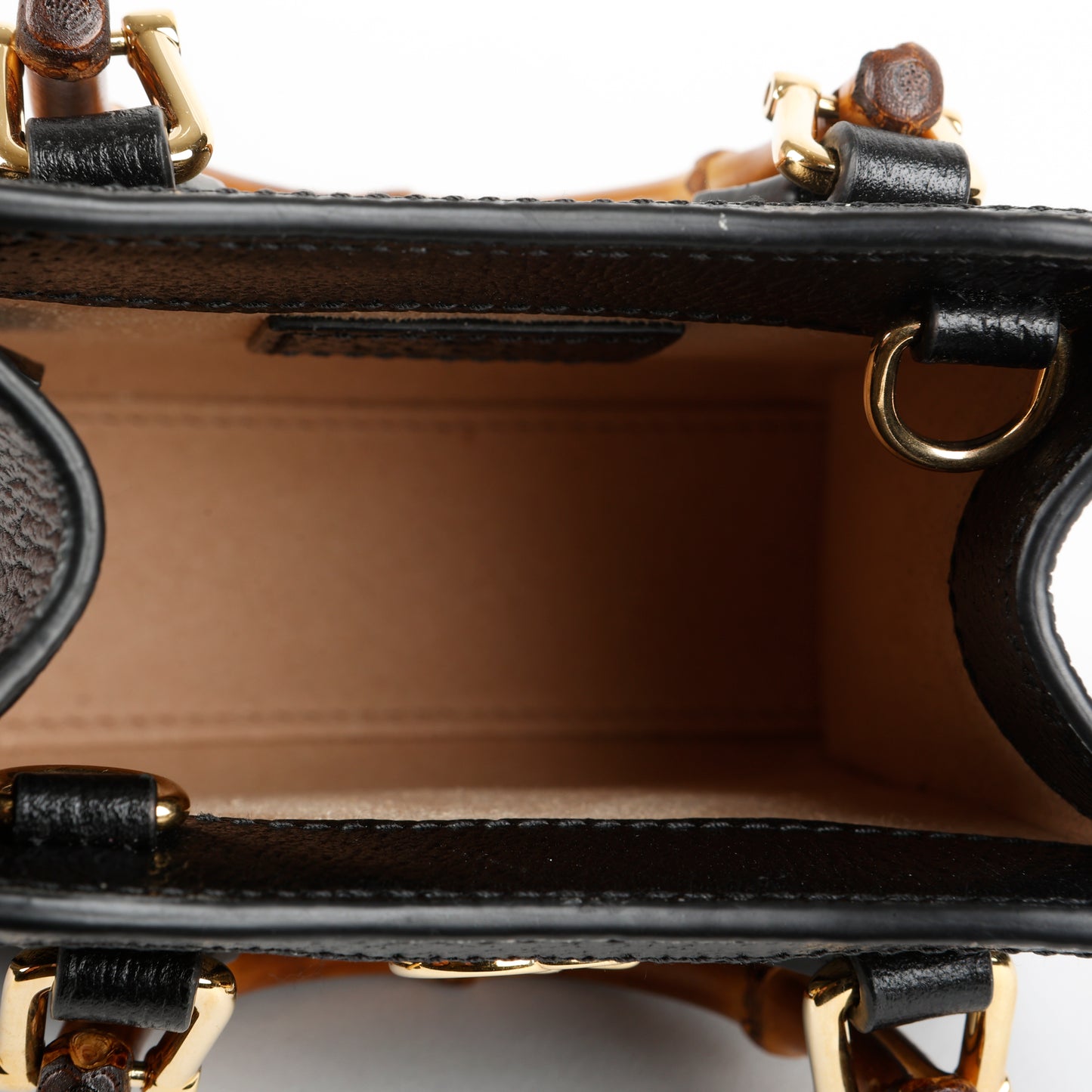 Micro Diana on Chain, Black