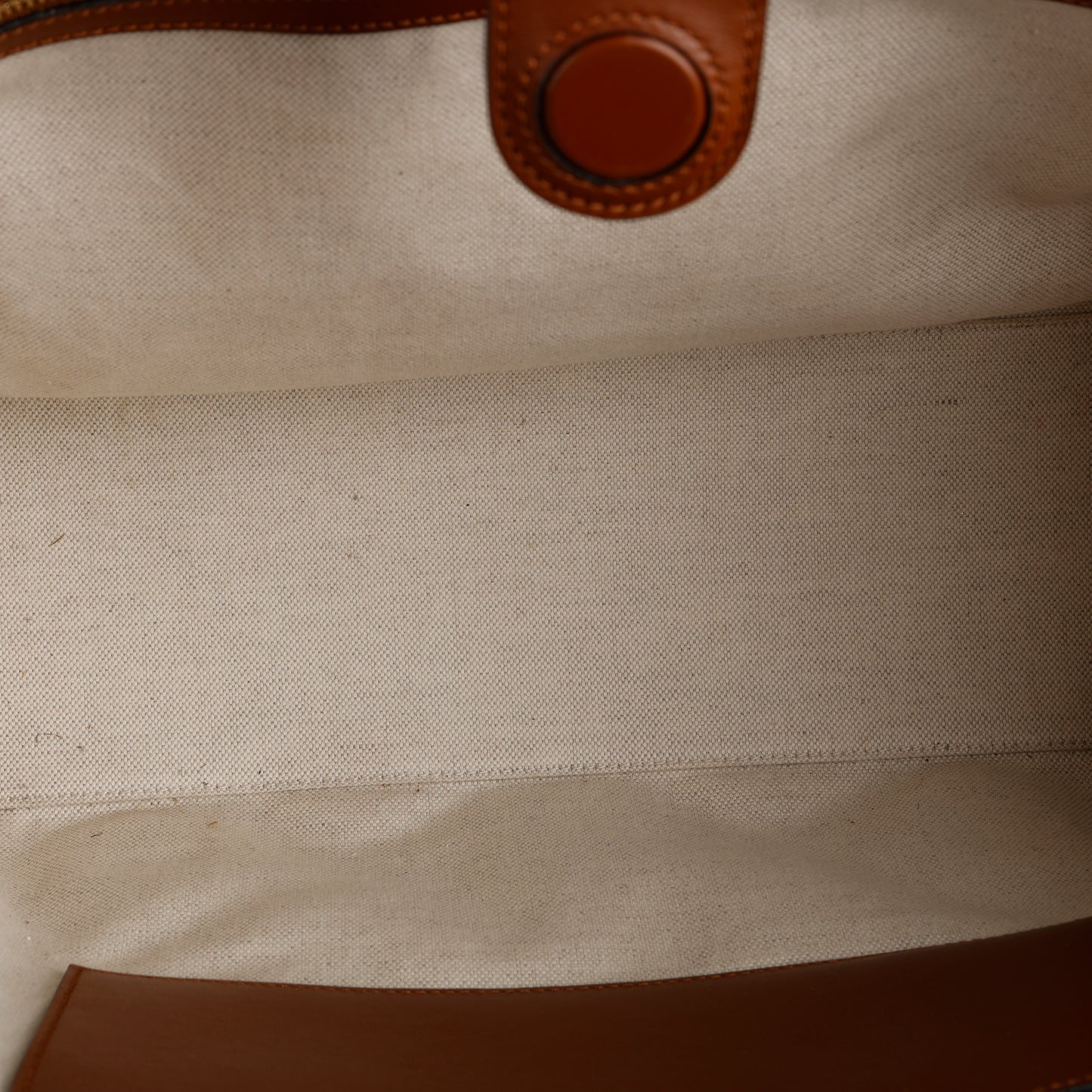 Medium GG Matelasse Shopping Tote, Peanut Brown