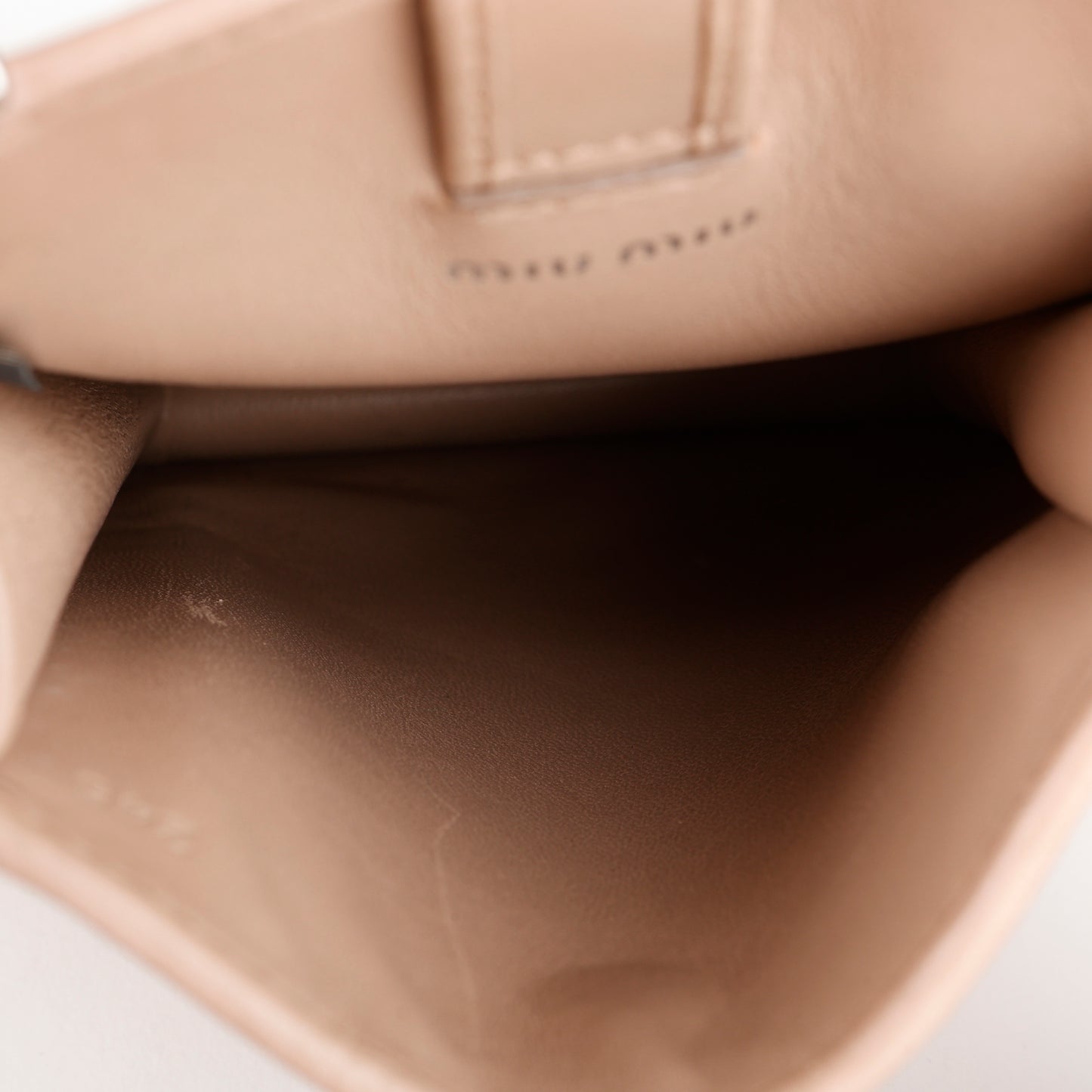 Matelasse Phone Holder on Chain, Nude SHW