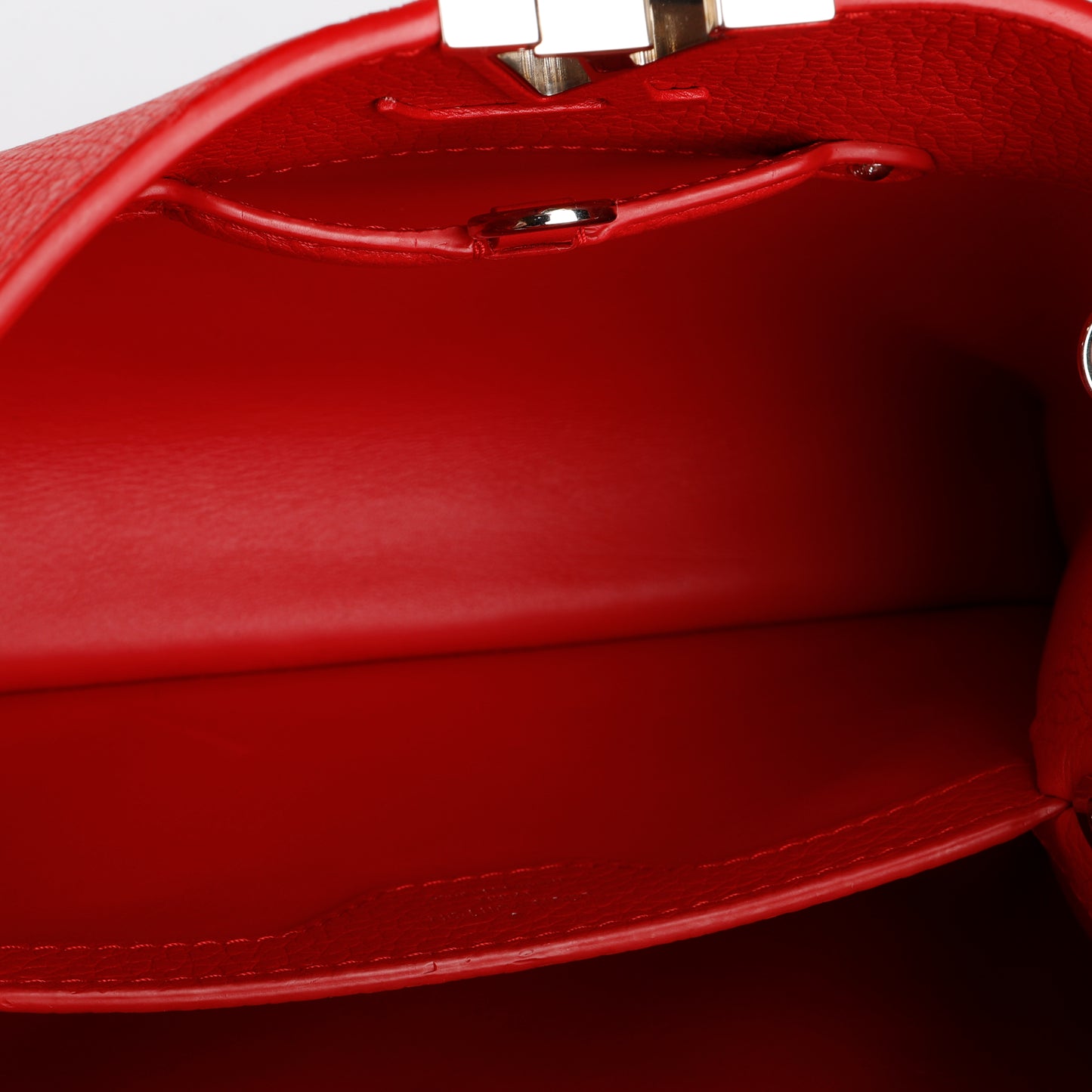 Capucines BB, Red Taurillon Silver Hardware