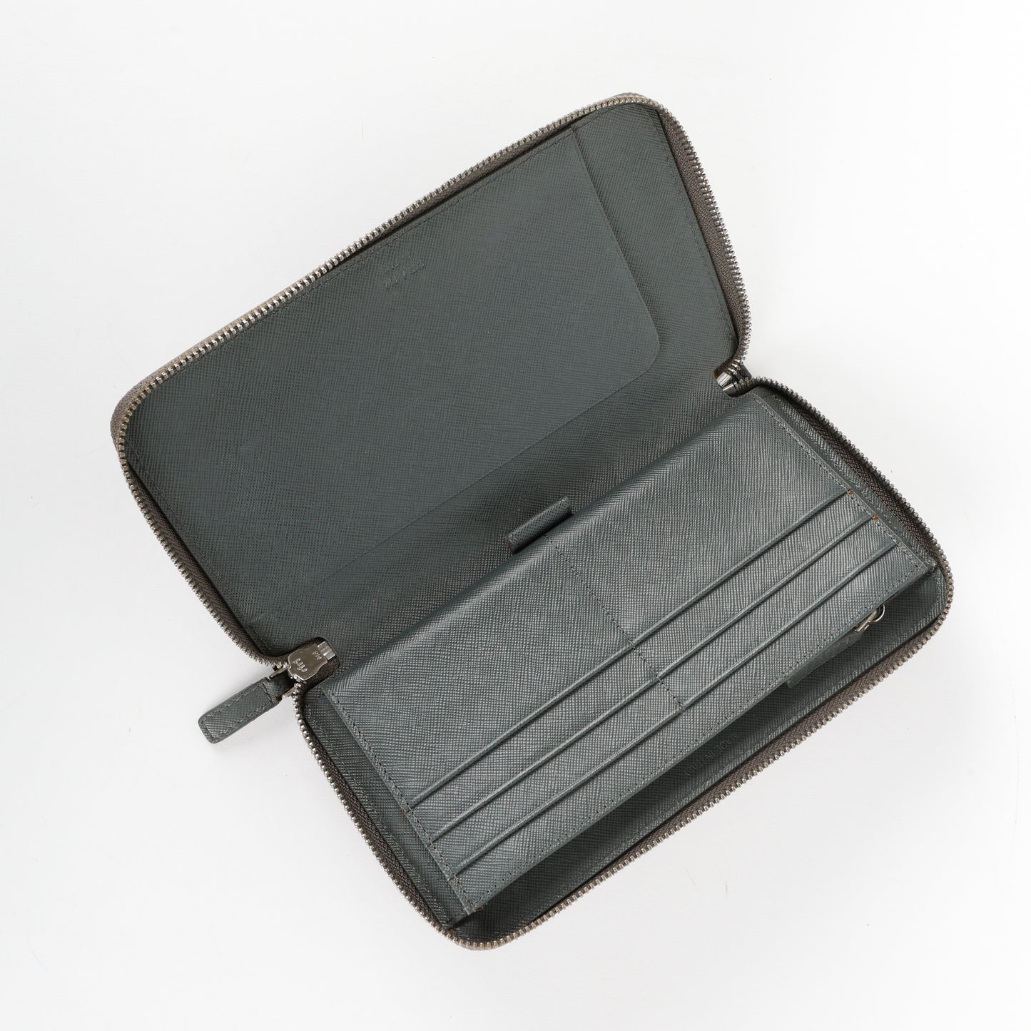 Bellhop Travel Zip Wallet, Grey Saffiano (missing strap)