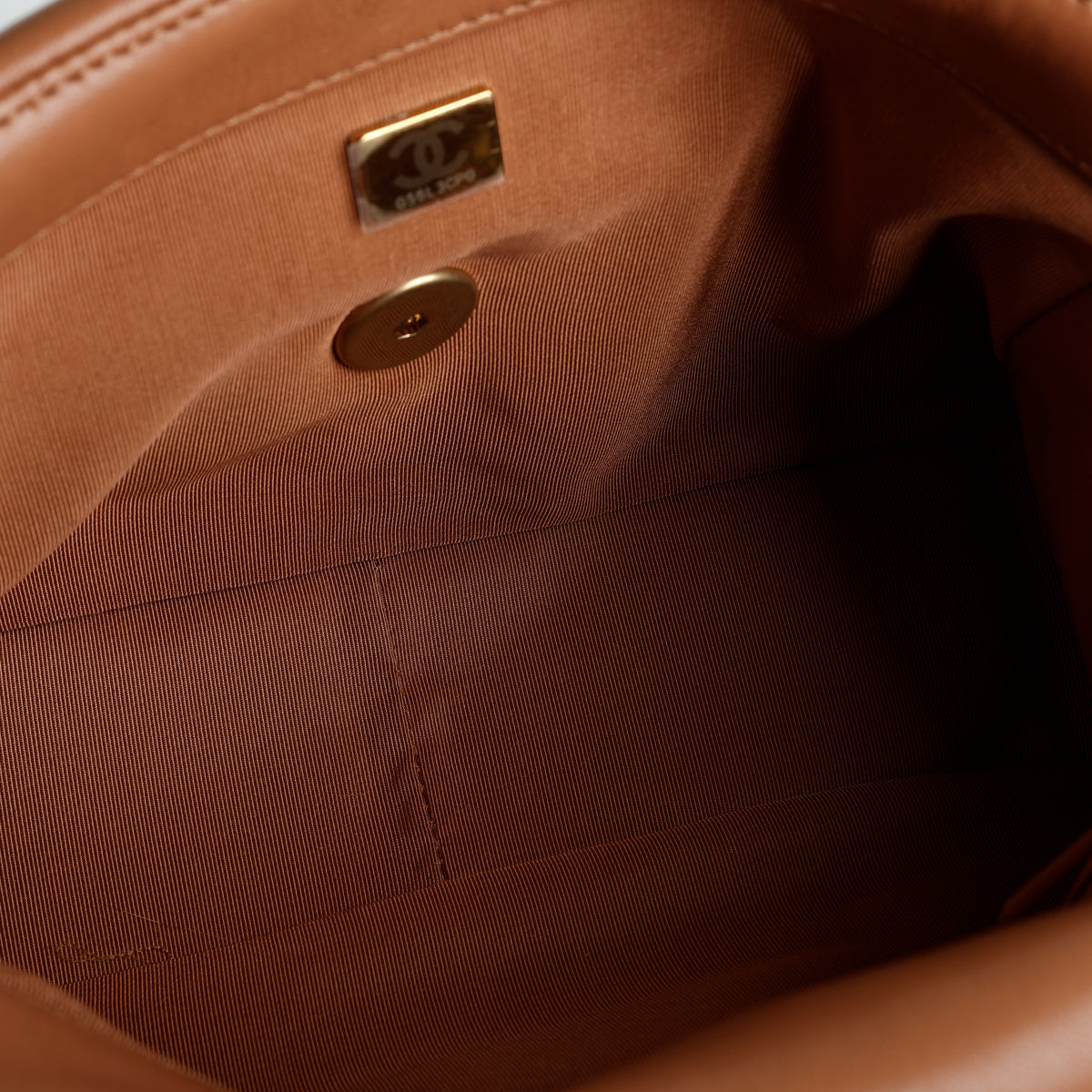 Small 19, Caramel Lambskin