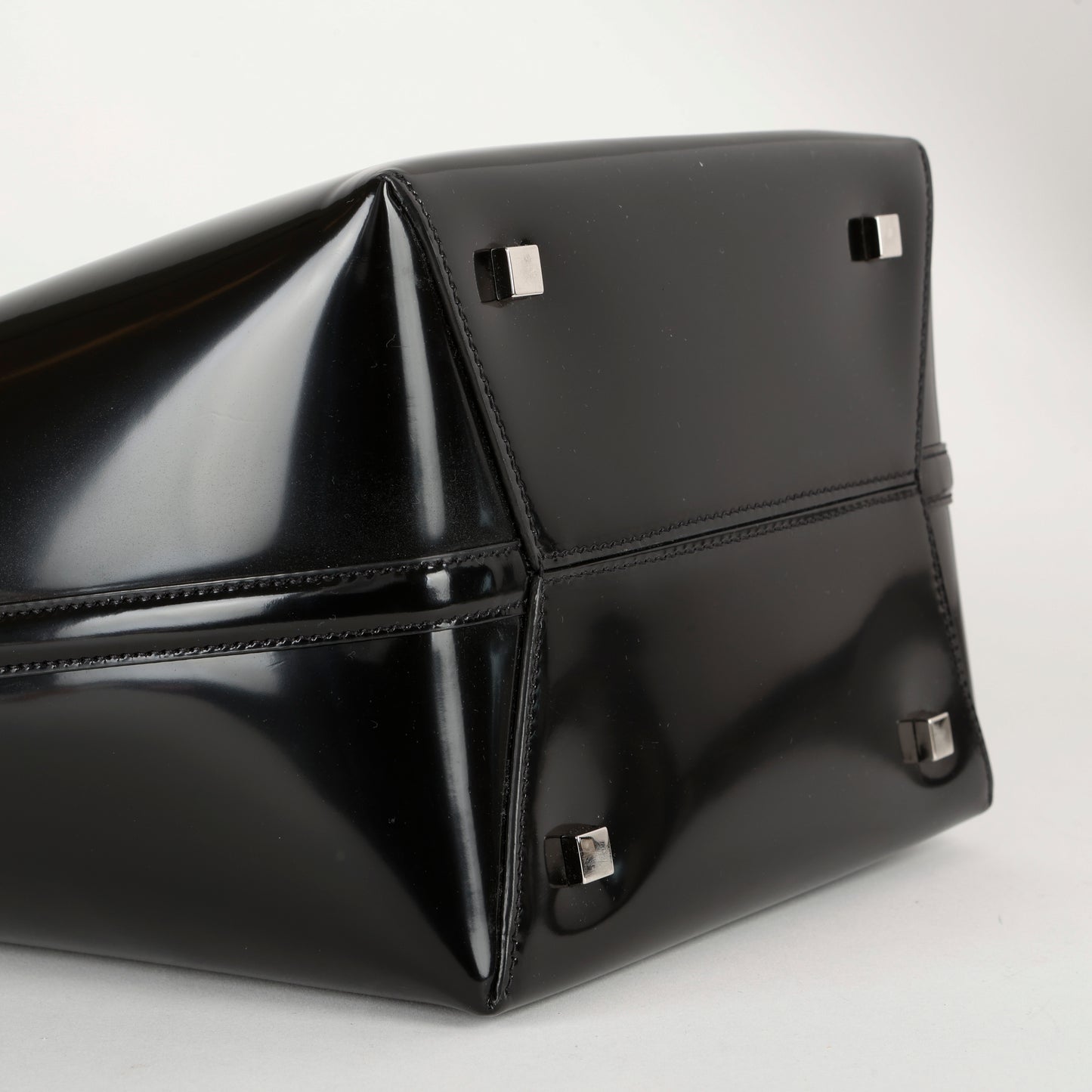 Le 37 Bucket Bag, Shiny Calfskin
