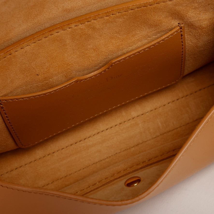 Bobby East West Box Calfskin, Light Amber