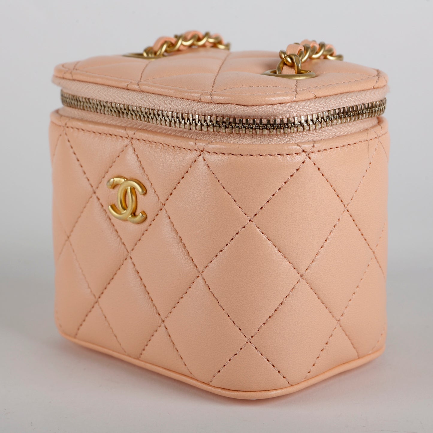 Mini Pearl Crush Vanity Case, Peachy Pink Lambskin
