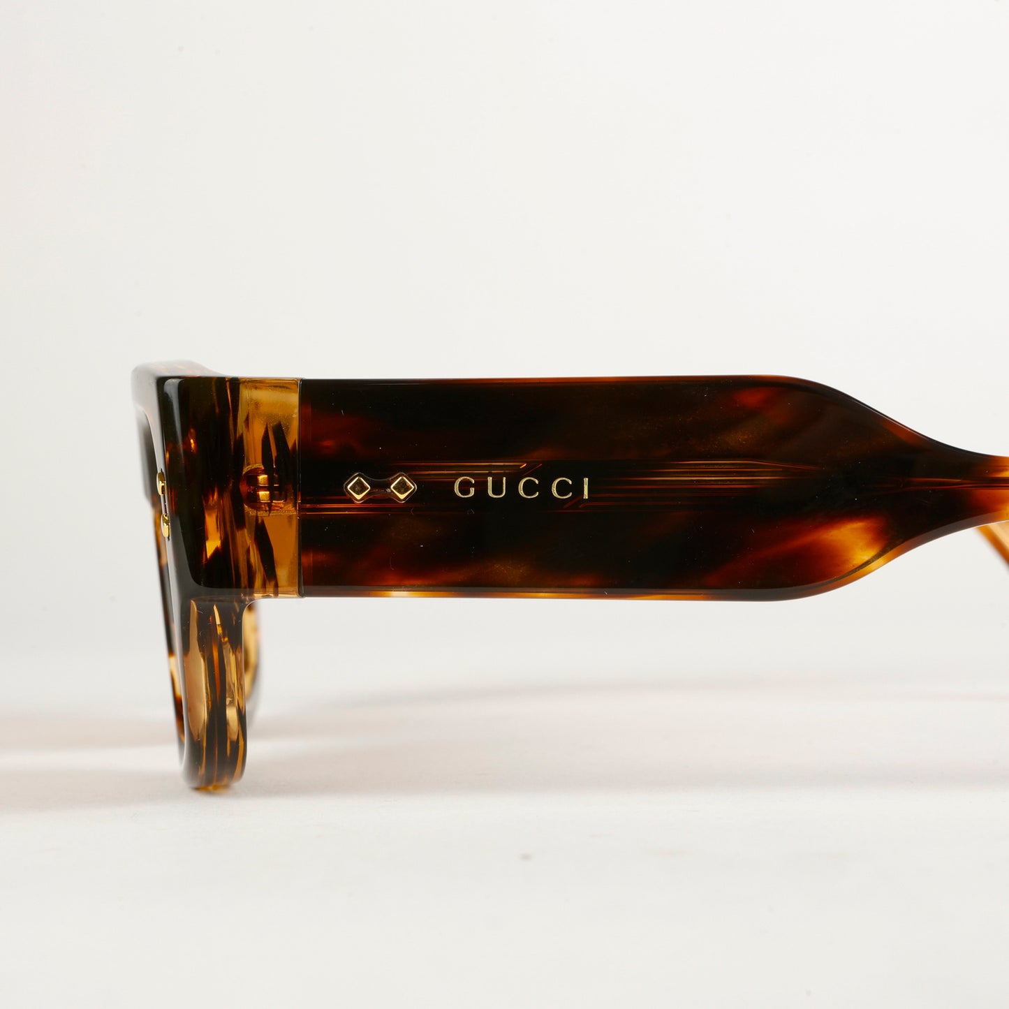 Tortoiseshell Studs Sunglasses 799