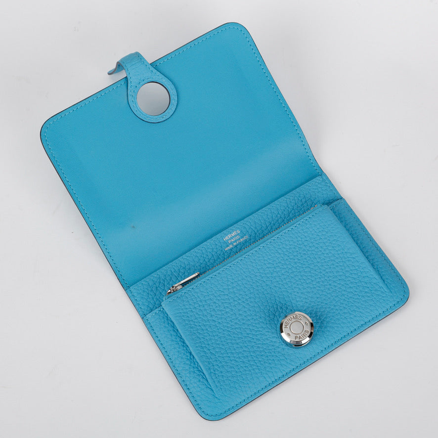 Compact Dogon Wallet Celeste Blue Clemence