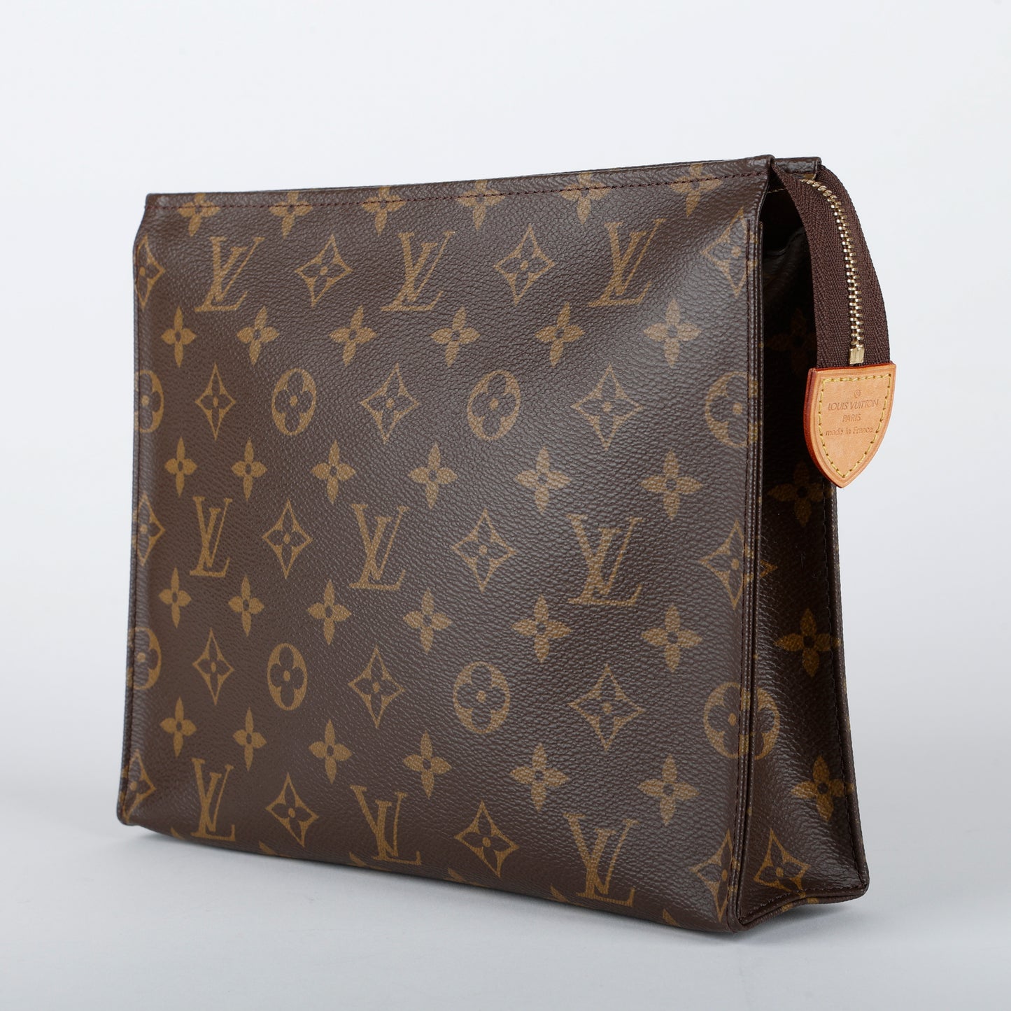 Toiletry 26, Monogram 11616