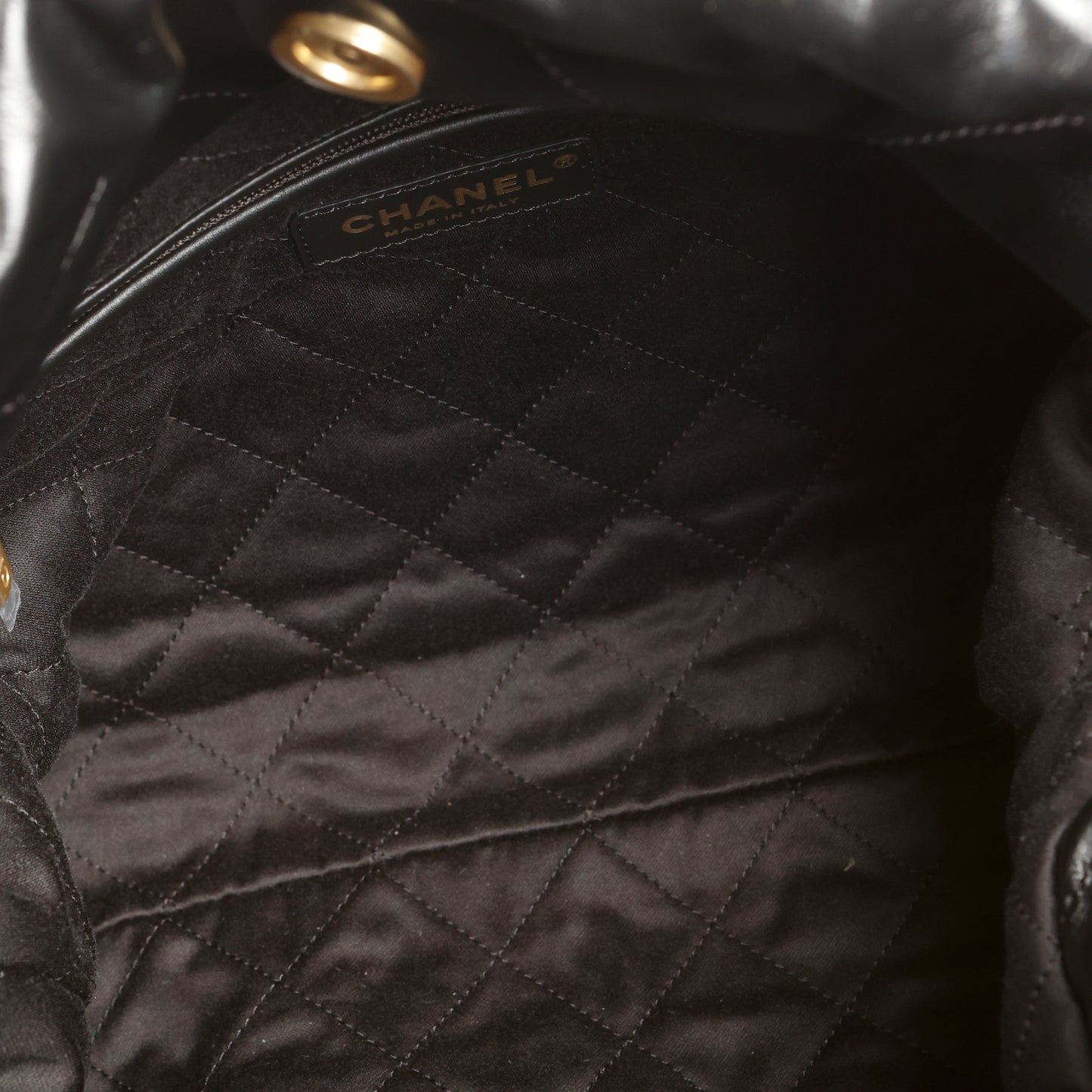 Small 22, Black Lambskin Patent Leather