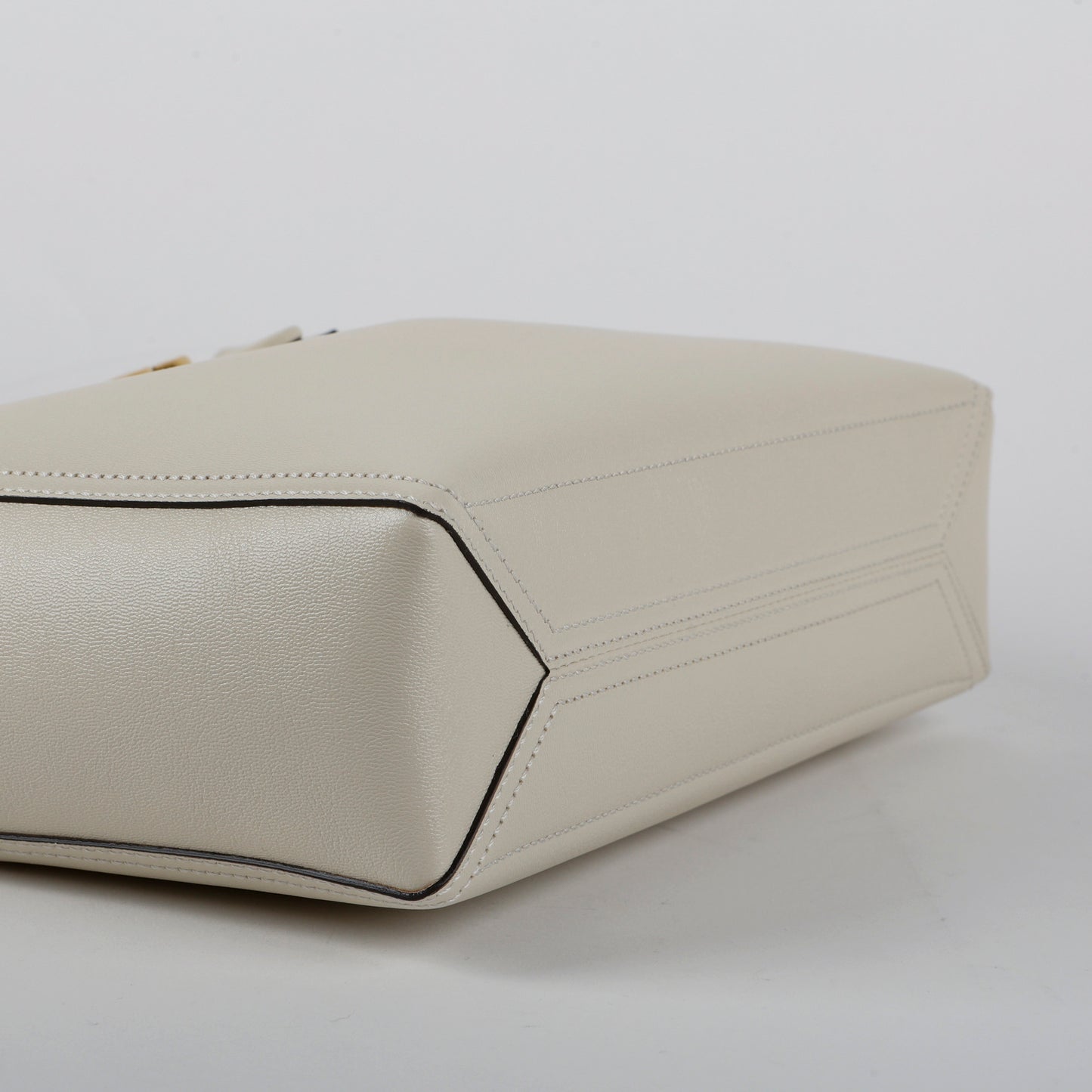 Small Dahlia Tote Mystic White