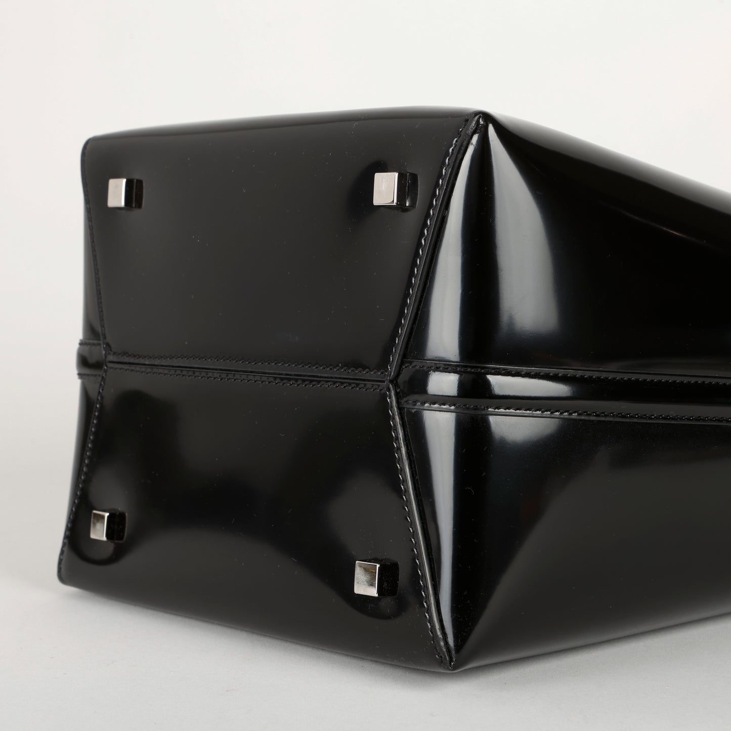 Le 37 Bucket Bag, Shiny Calfskin