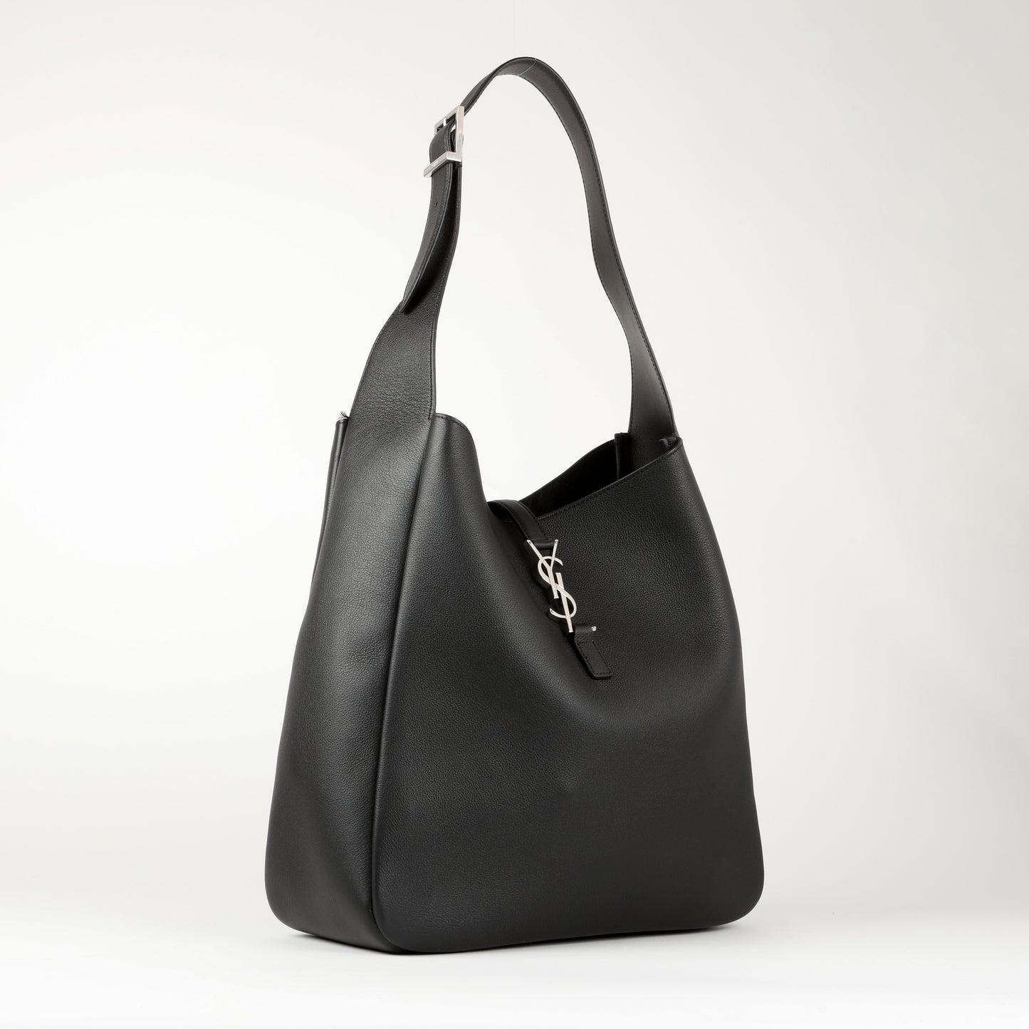 Large Hobo Le 5 A 7, Black