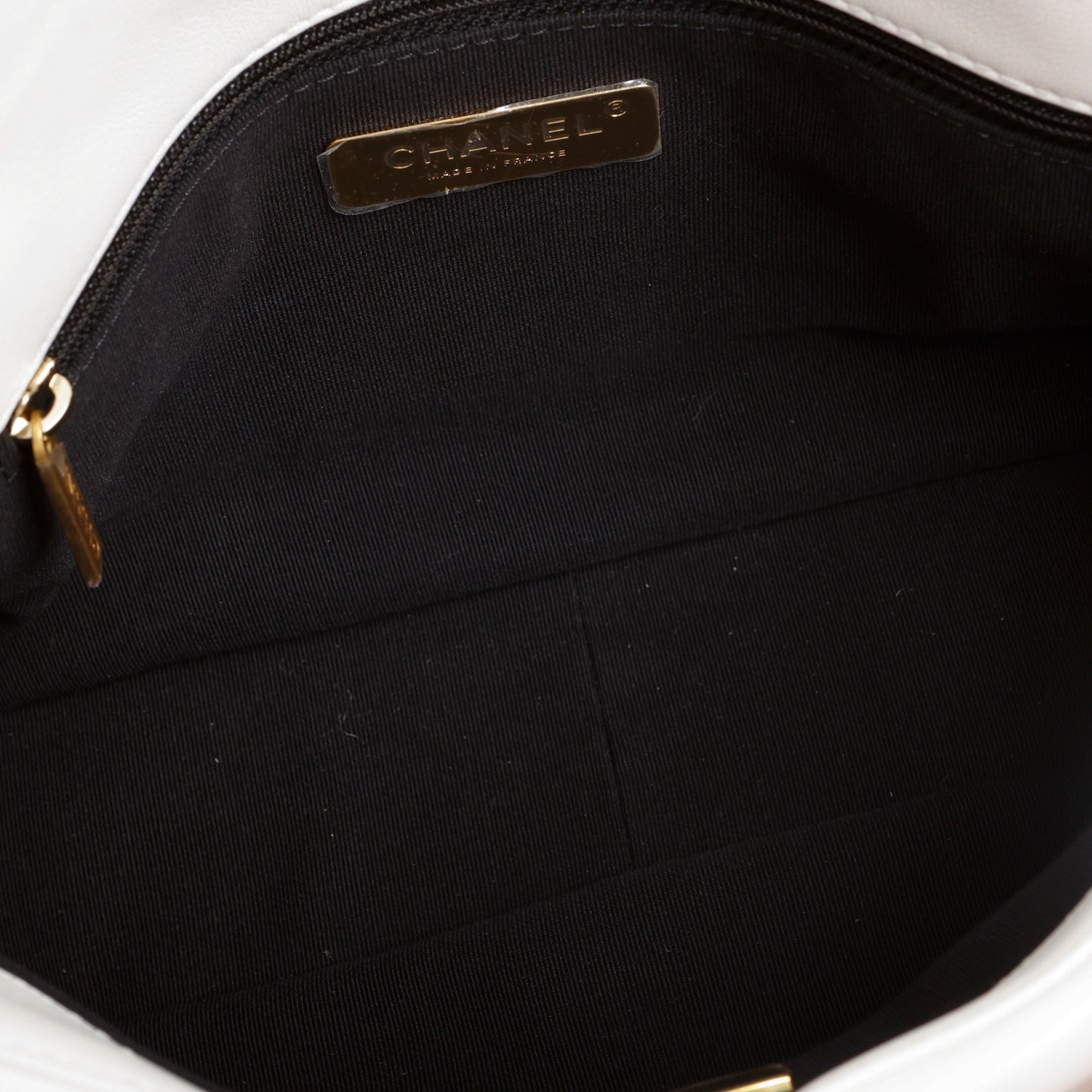 Medium 19, White Lambskin Silver Hardware