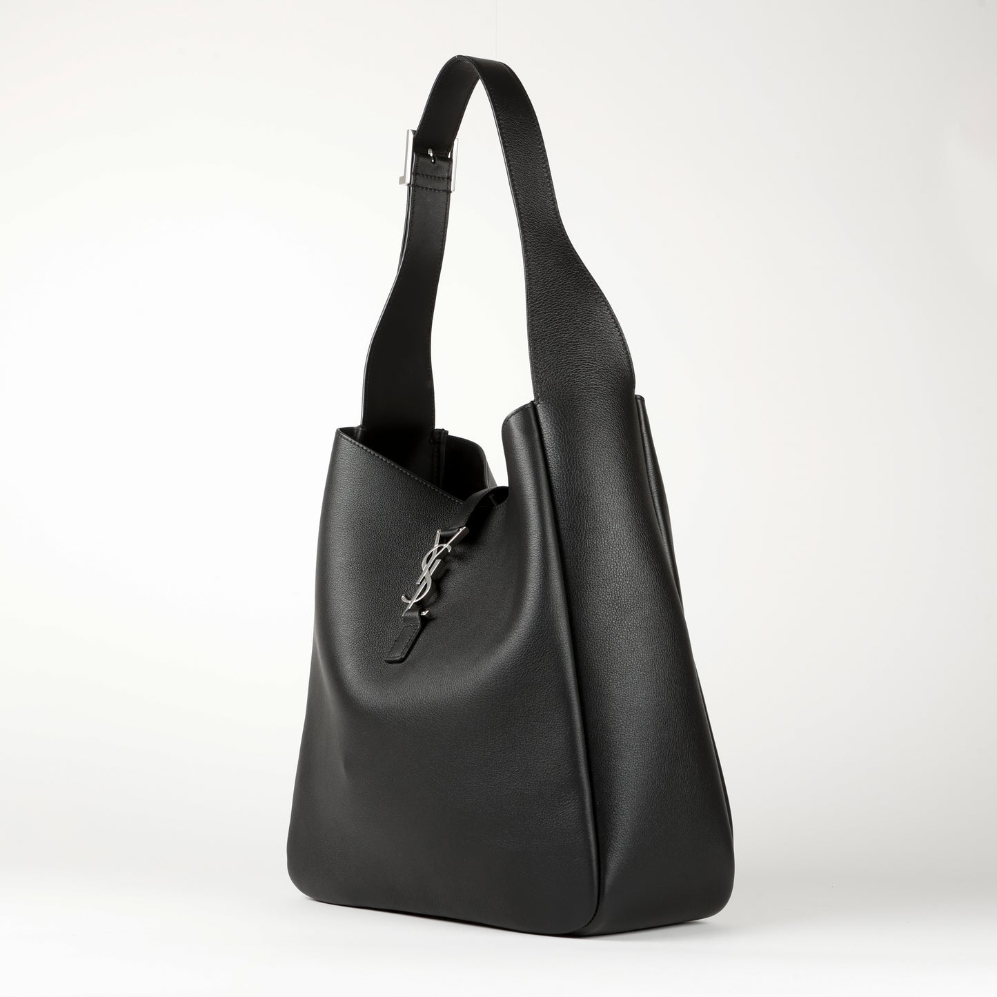 Large Hobo Le 5 A 7, Black