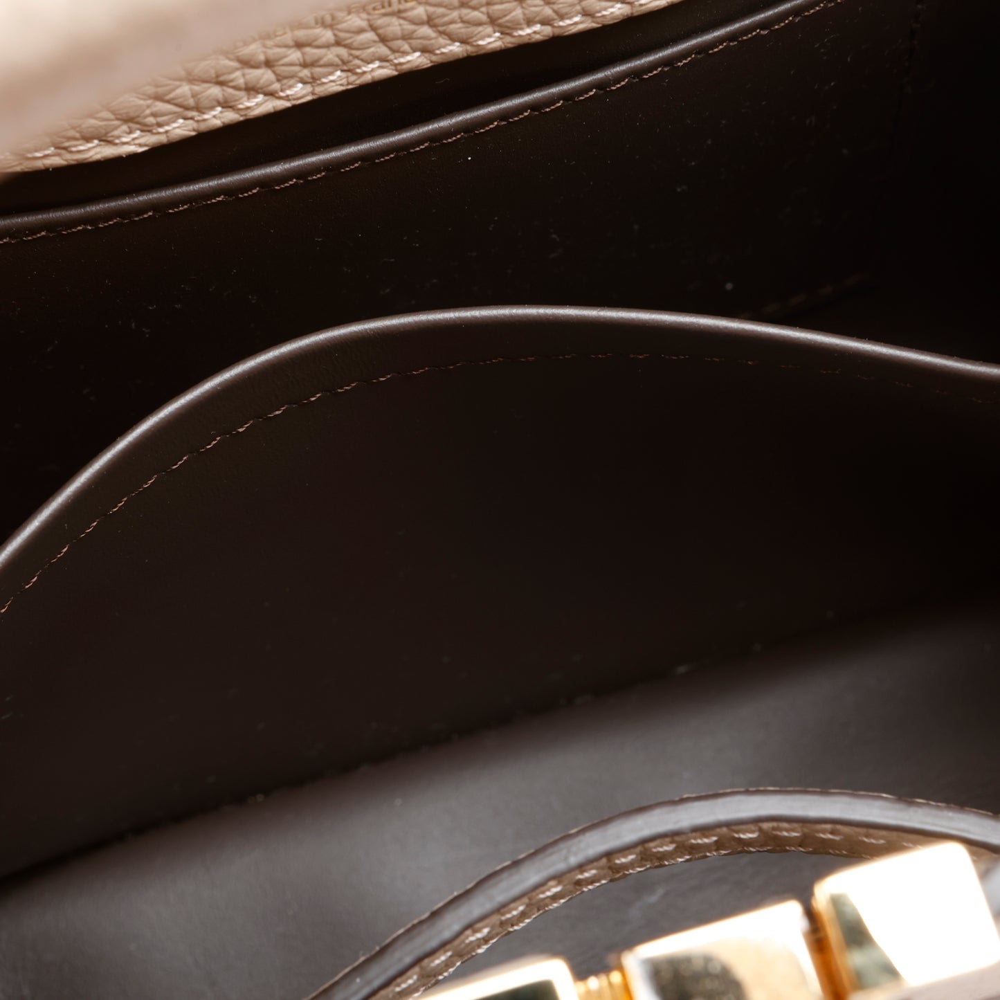 Mini Capucines, Galet