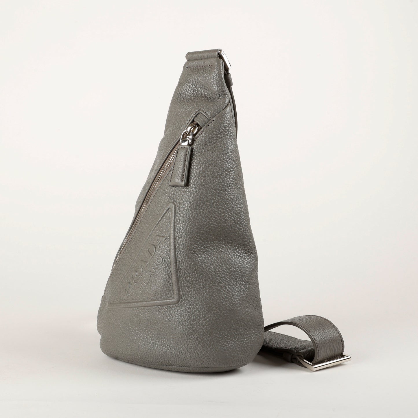 Sling Triangle Sport Belt Bag, Grey Calfskin