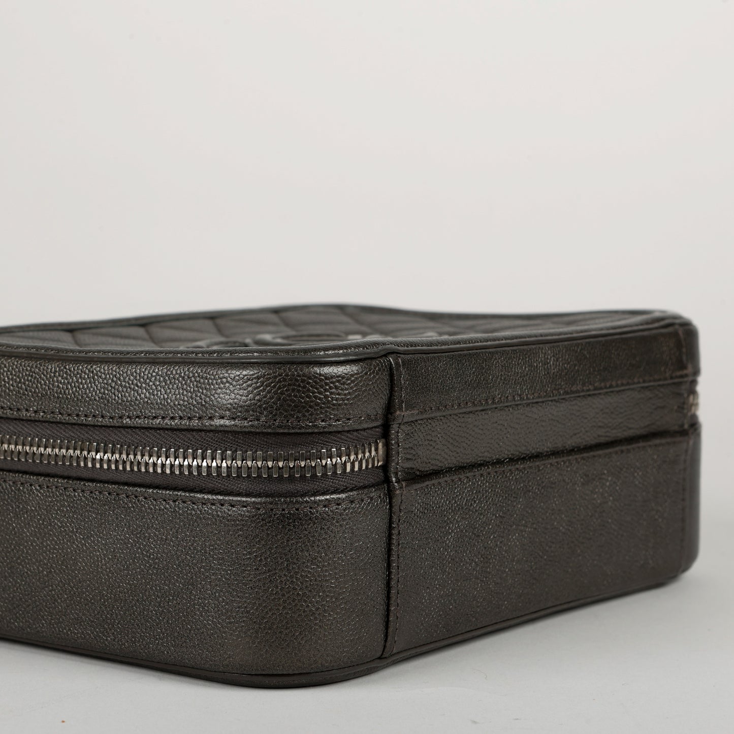Medium Filigree Vanity, Dark Grey 11030