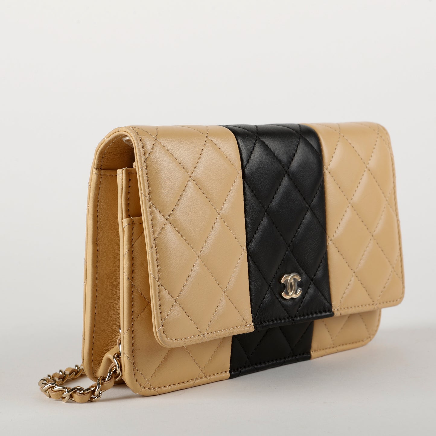 Classic Wallet On Chain Bicolor Lambskin 10742