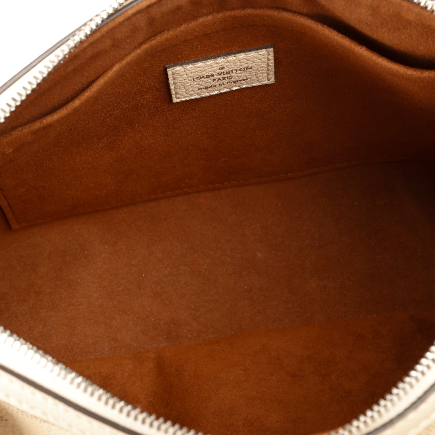 Hand It All PM, Cream Mahina Calfskin