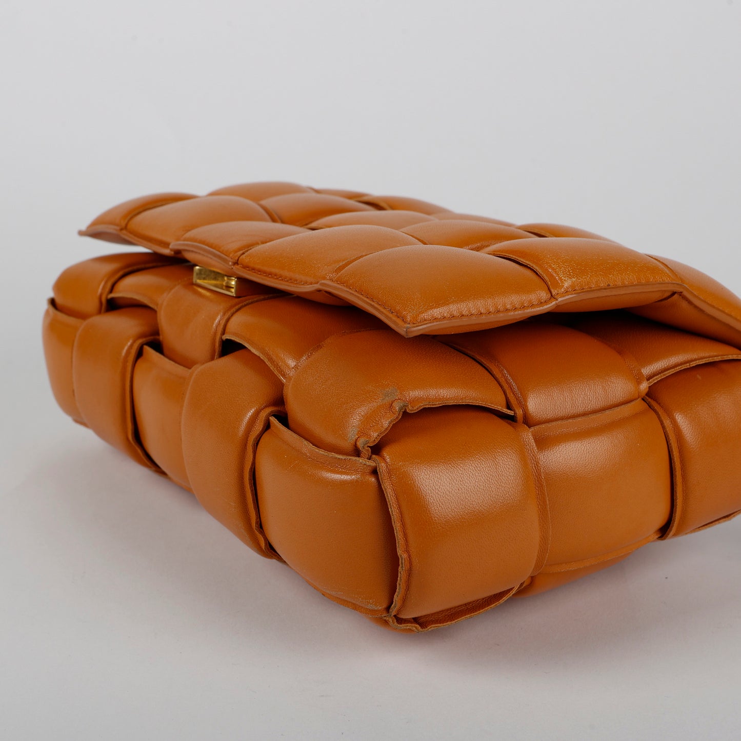 Medium Padded Cassette Lambskin