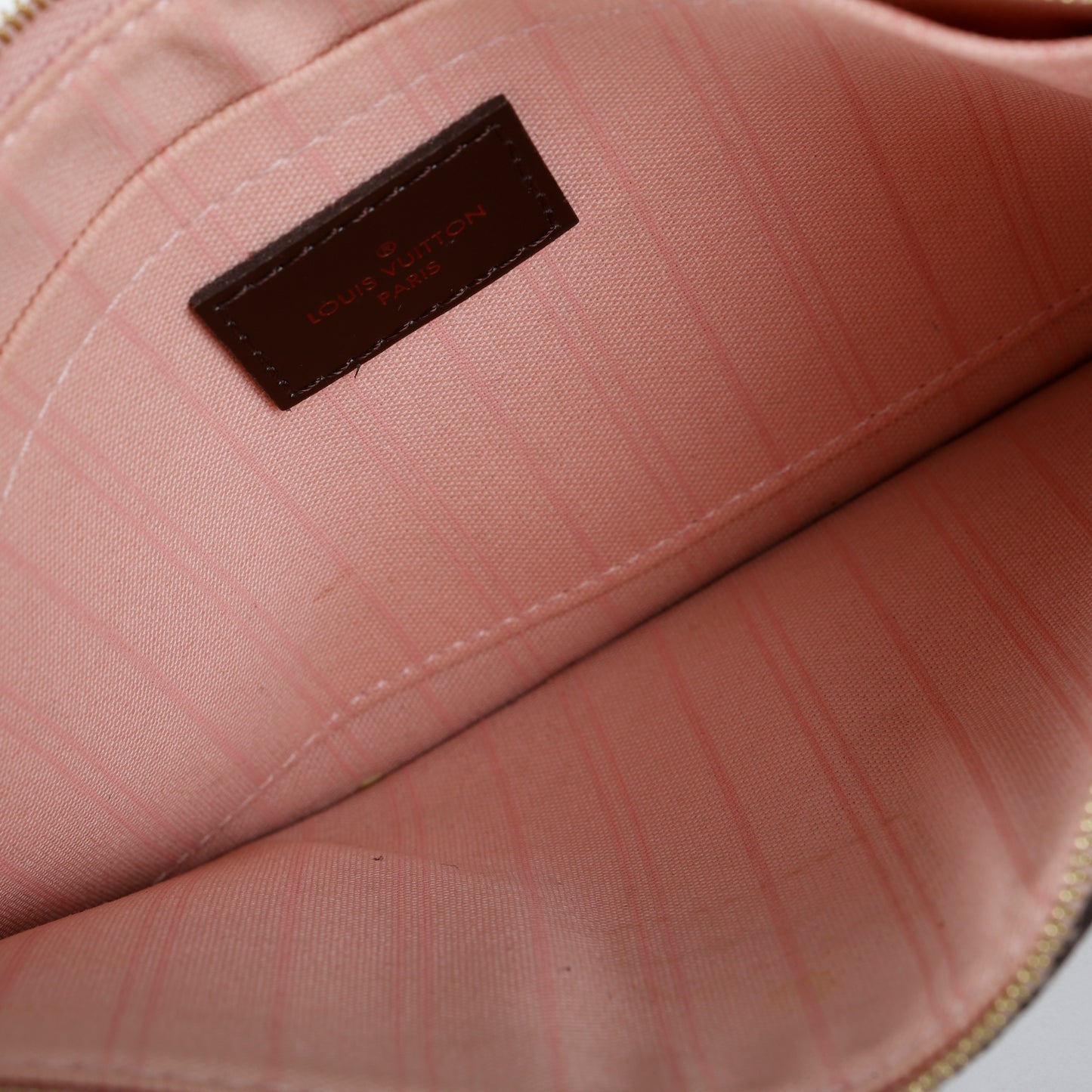 Pochette Wristlet, Damier Ebene Rose