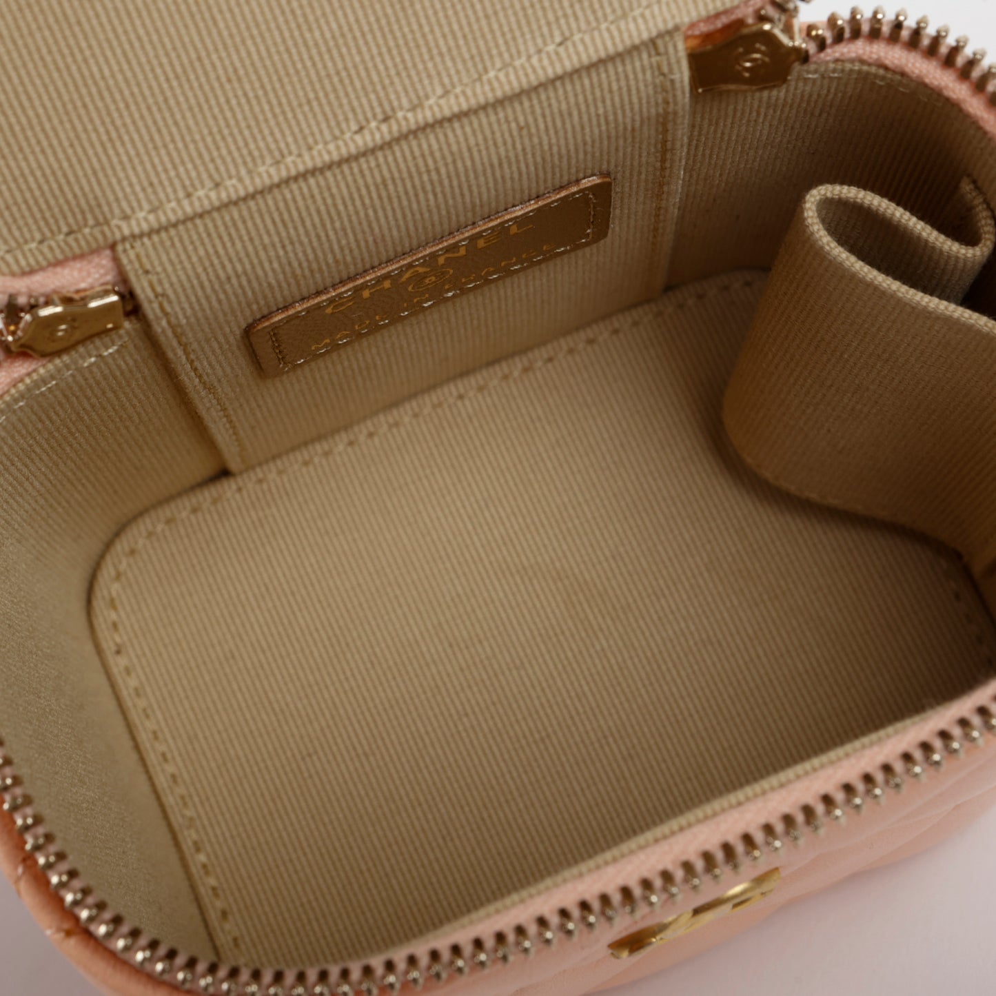 Mini Pearl Crush Vanity Case, Peachy Pink Lambskin