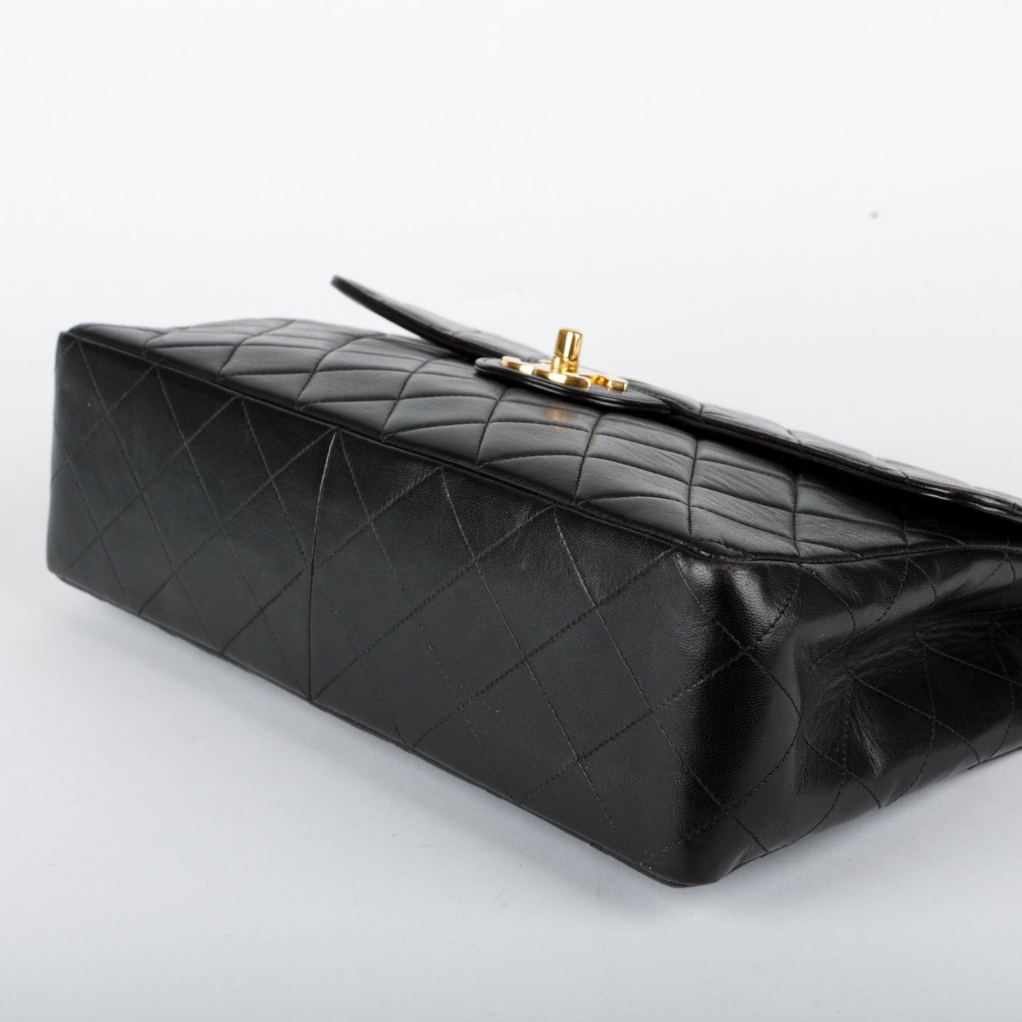 Lambskin Single Flap, Black Gold Hardware